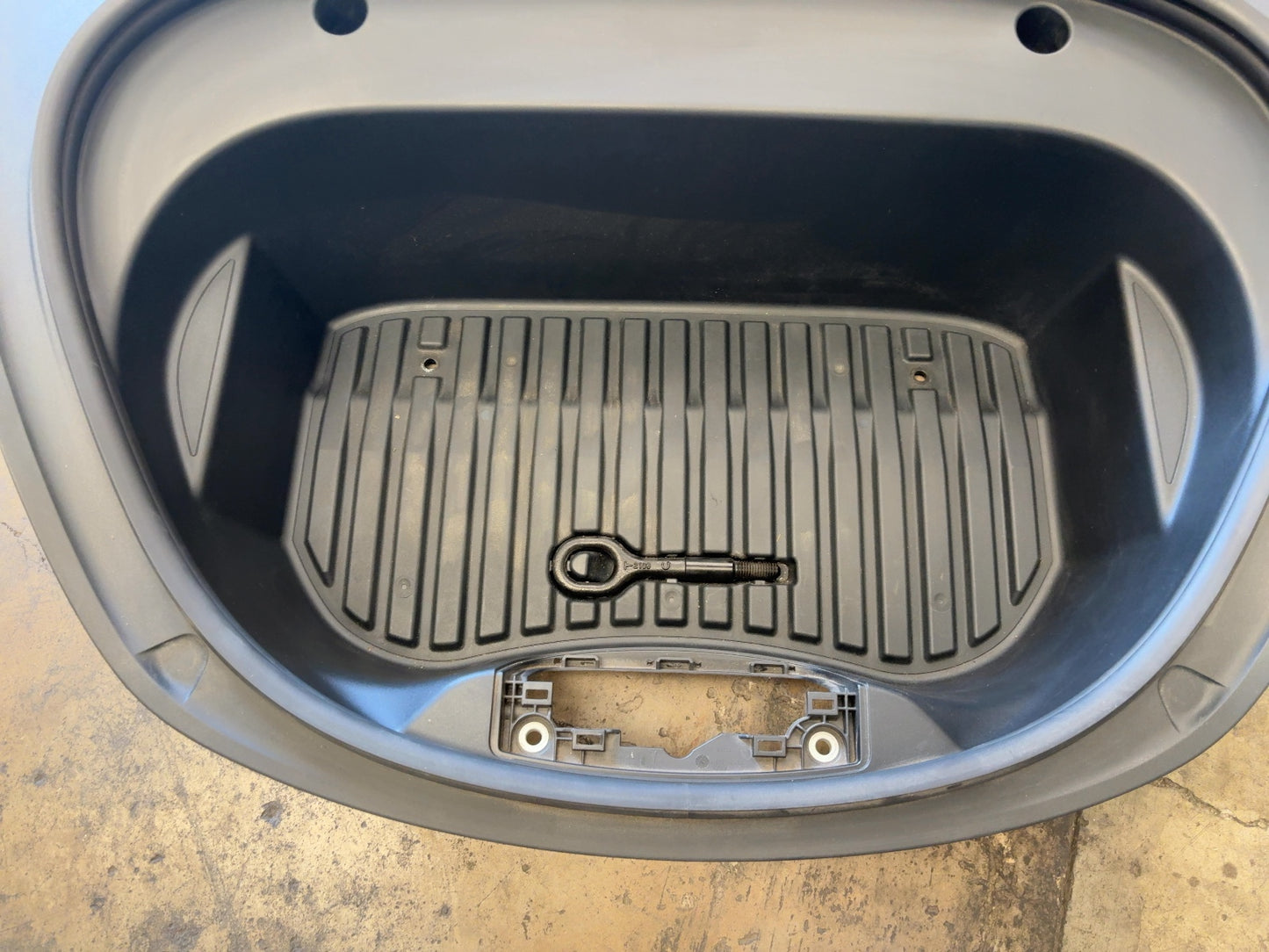 2021 Tesla Model 3 Frunk Tub Storage 1526738-00-A