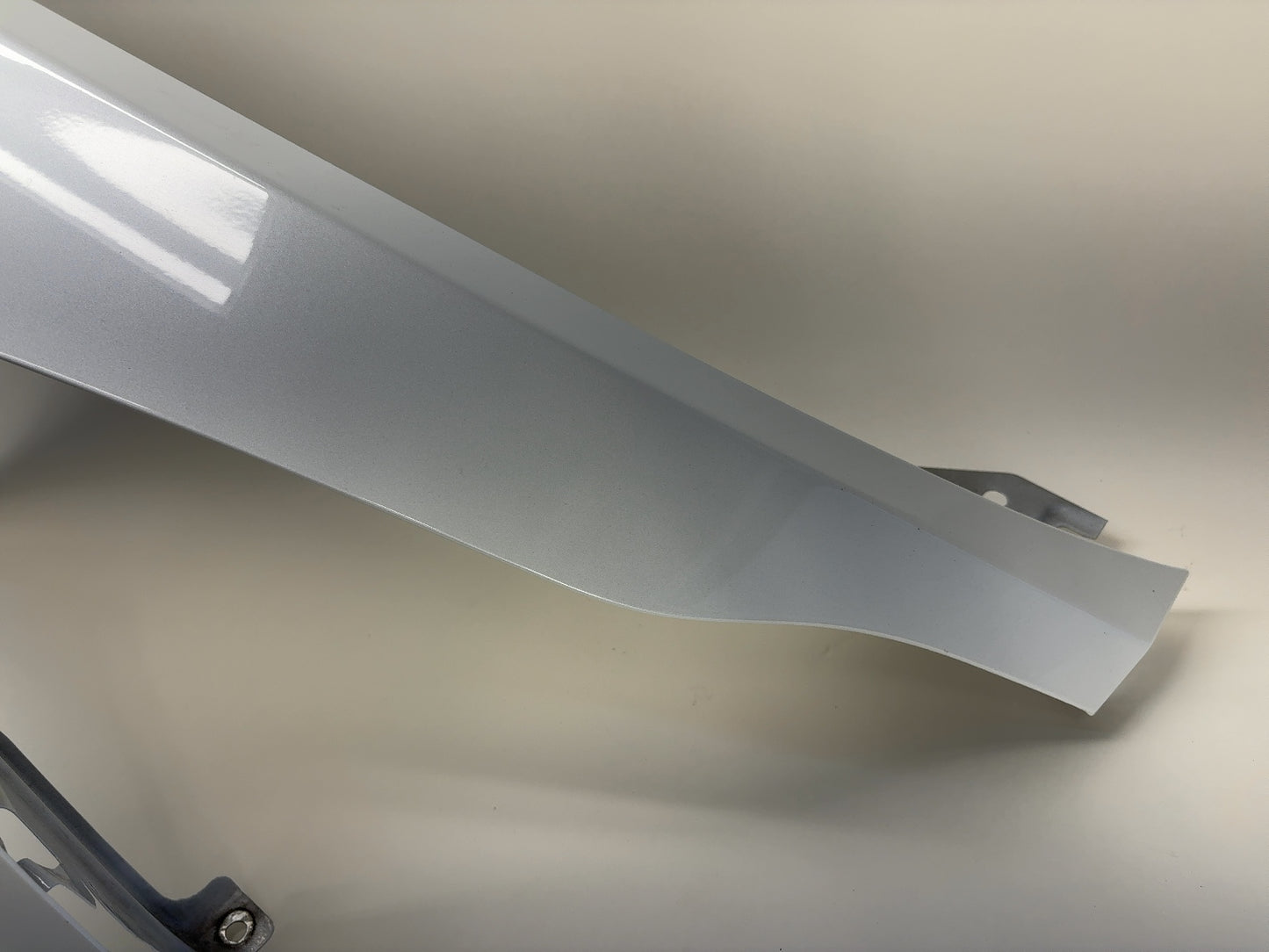 2020-2024 Tesla Model Y Right Fender 1493452-E0-B