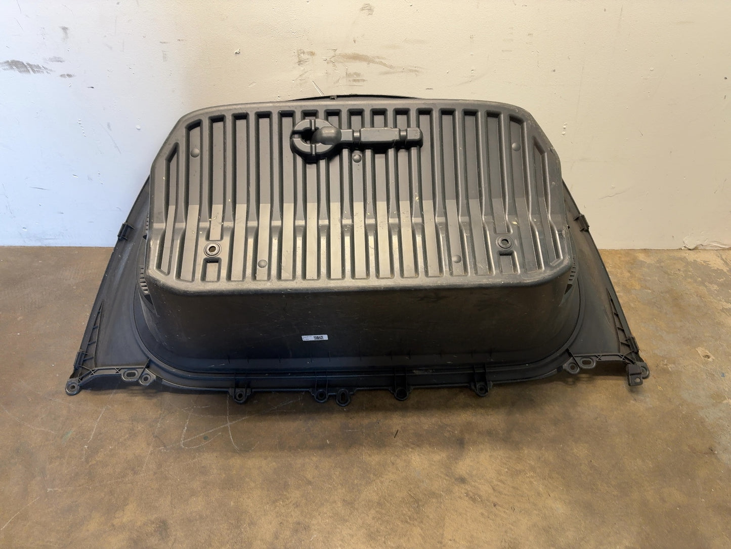 2021 Tesla Model Y Frunk Tub Storage 1492606-00-C