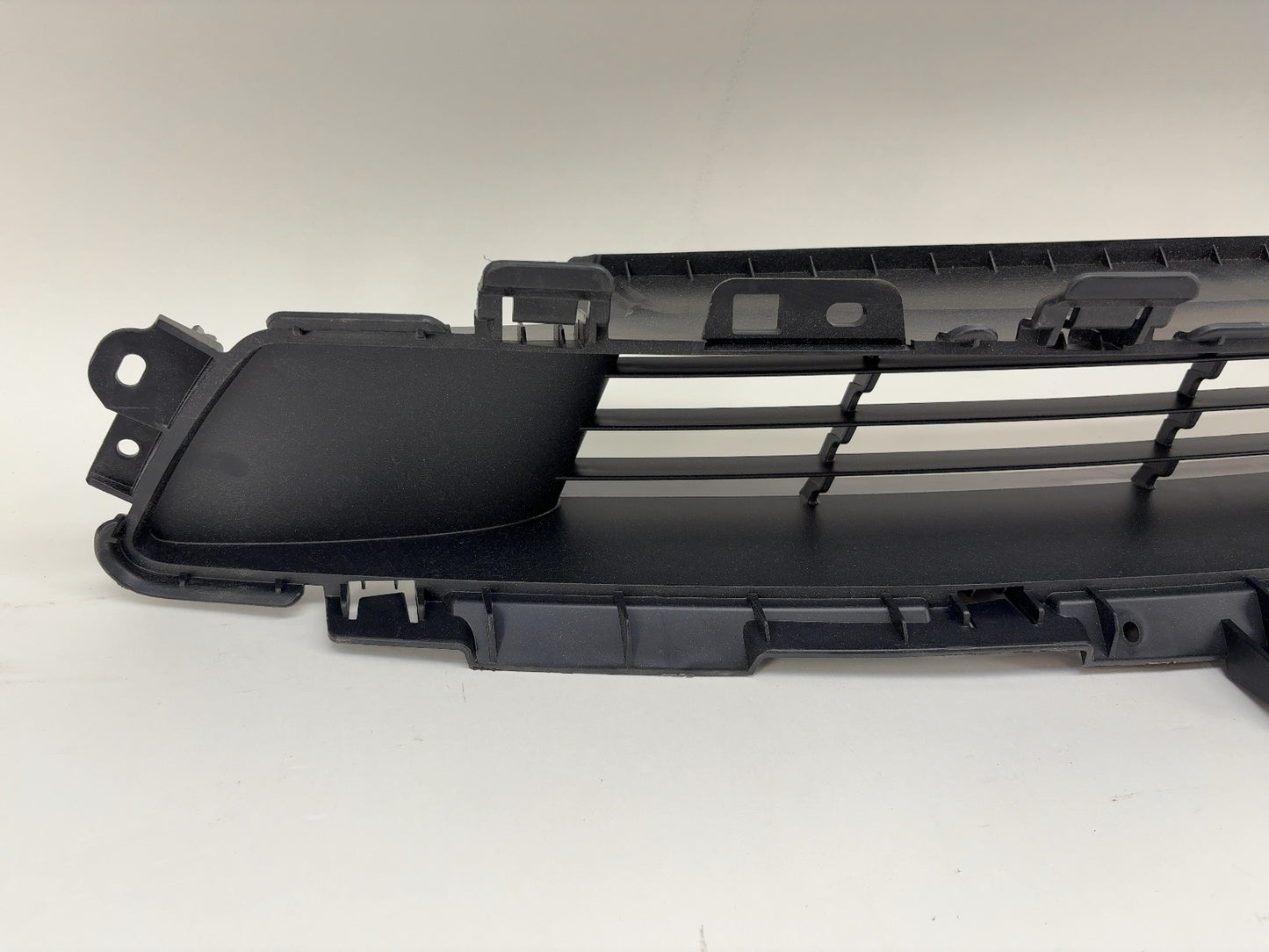 2023 Tesla Model X Front Lower Grille 1588197-00-F
