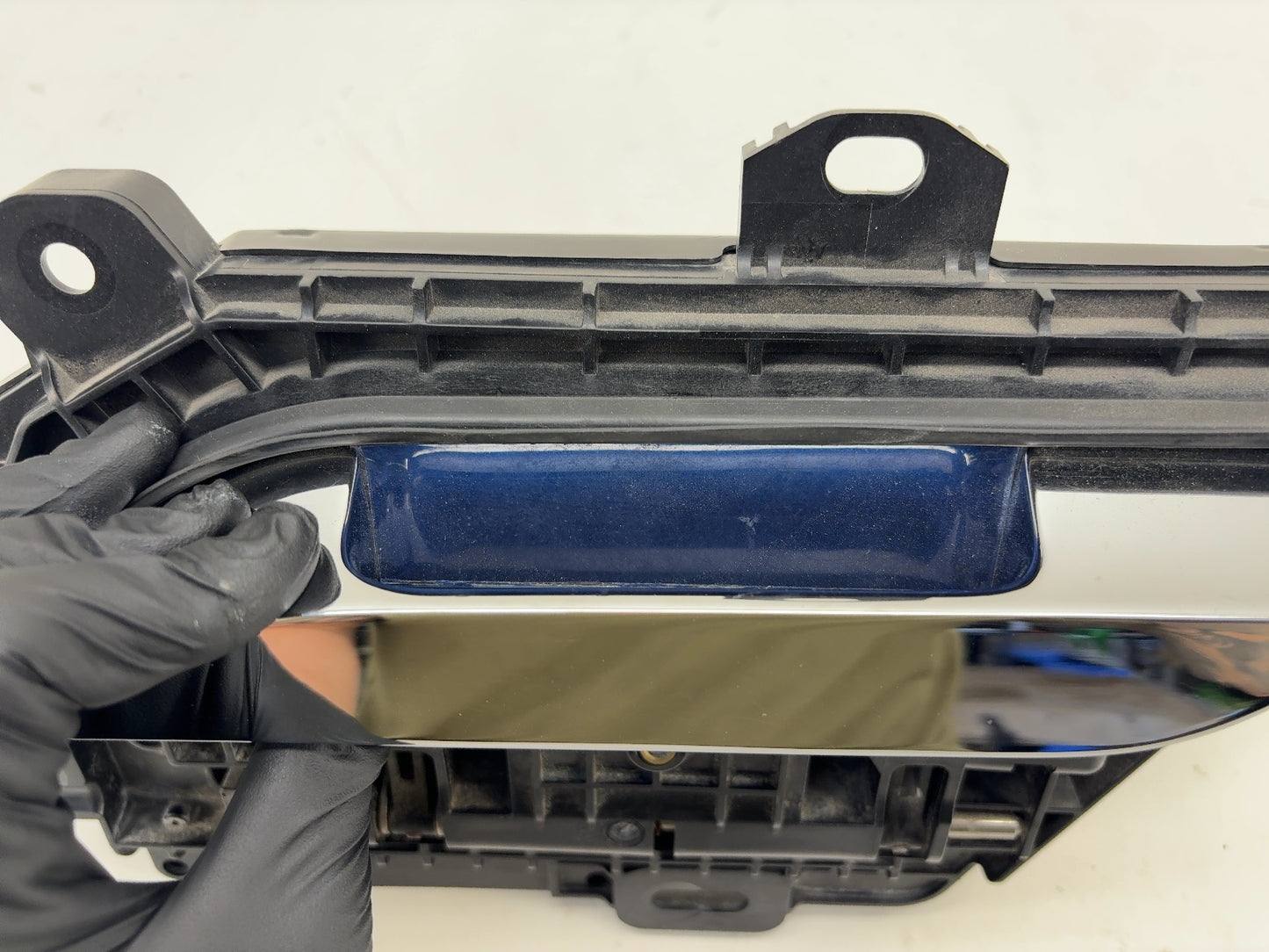 2021 Tesla Model S Rear Left Door Handle 1100299-00-B