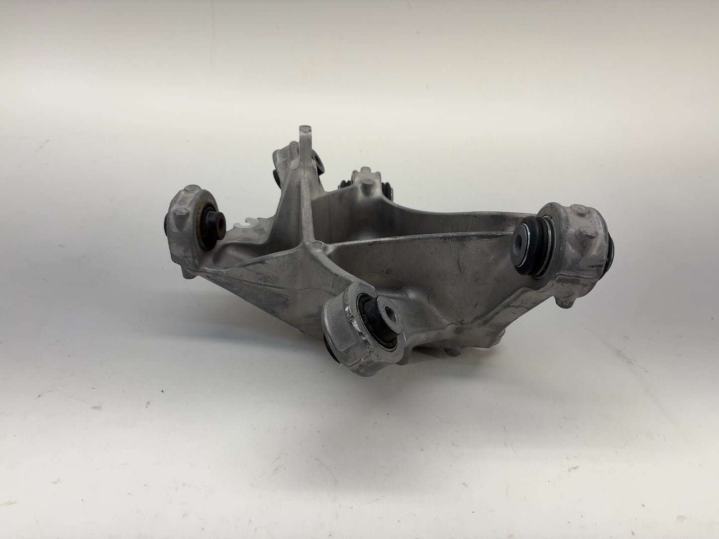 2022 Tesla Model Y Rear Knuckle Right 1188416-00-F