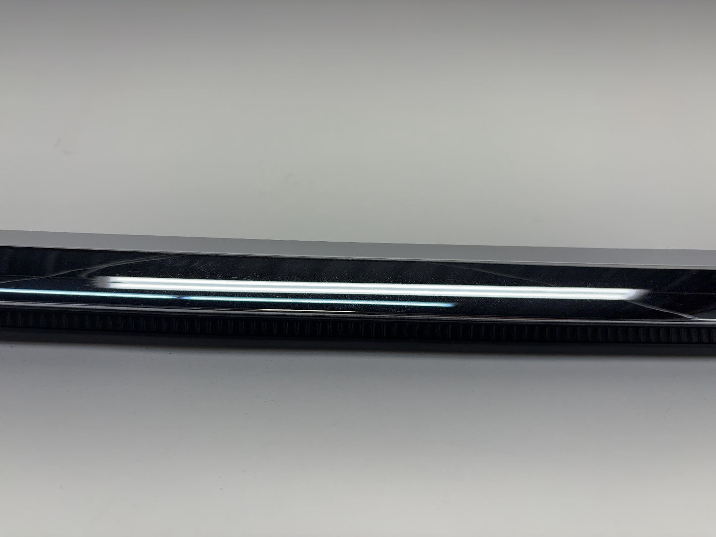 2015 Tesla Model S Rear Left Exterior Door Belt Molding 1038395-80-A