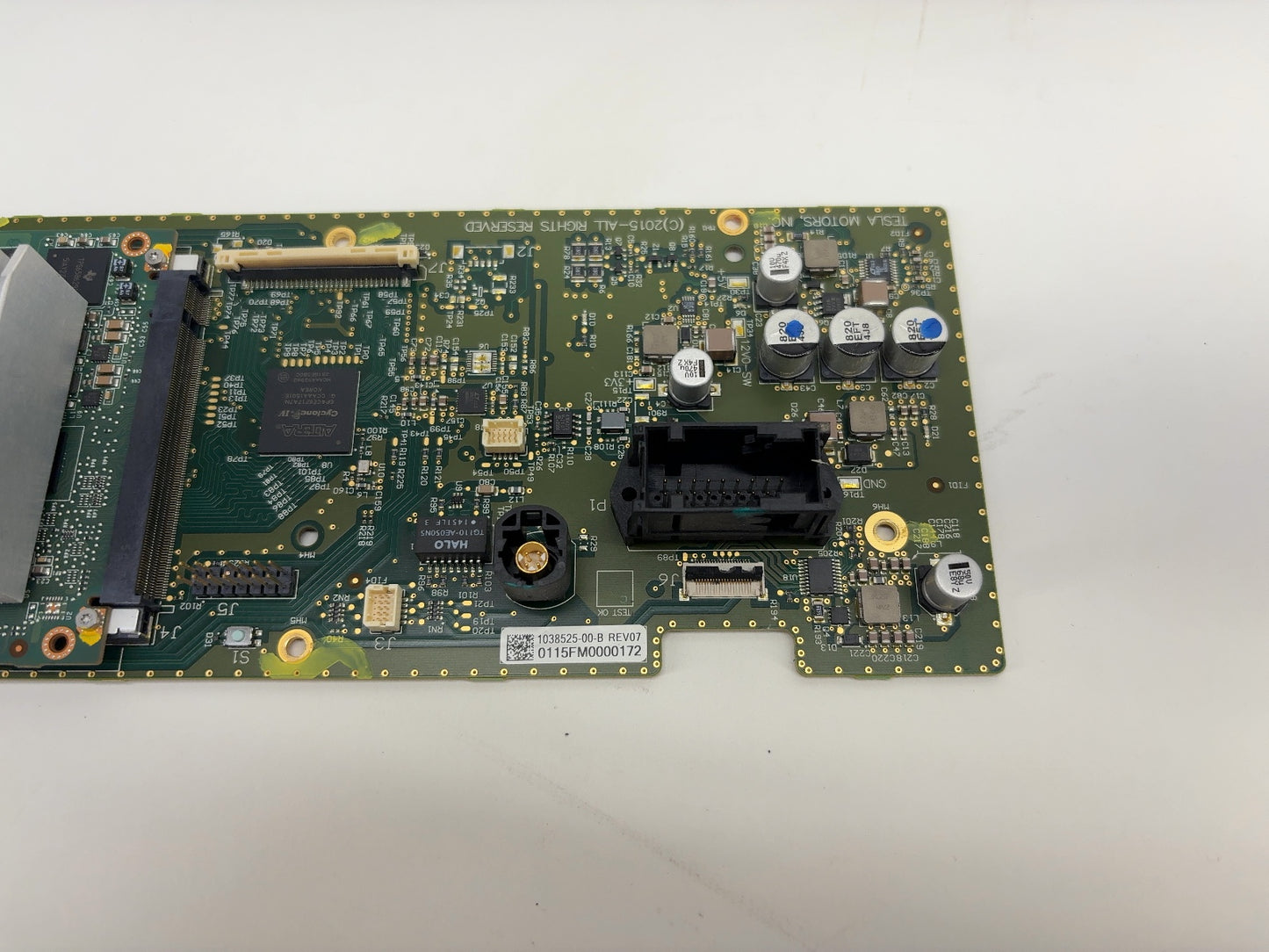 2015 Tesla Model S Instrument Cluster Speedometer Motherboard 1038525-00-B