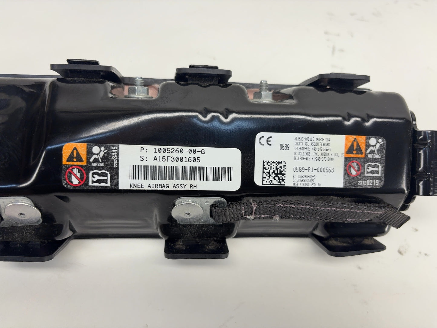 2015 Tesla Model S Front Passenger Knee Airbag 1005260-00-G