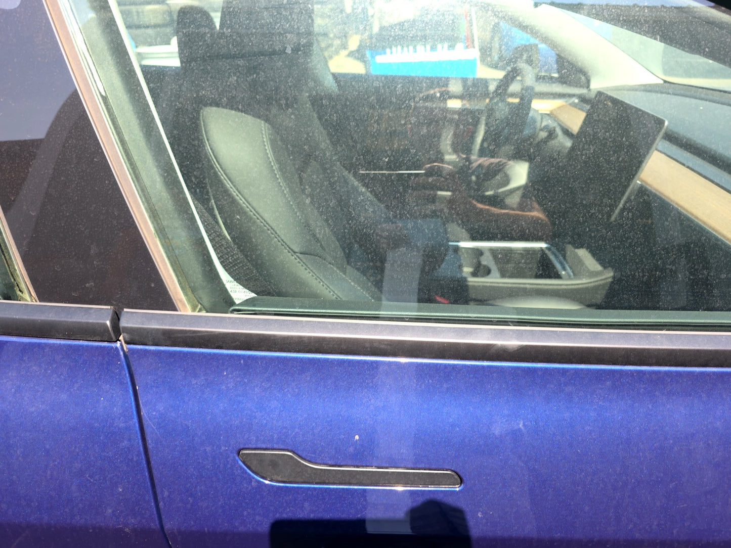 2021-2023 Tesla Model 3 Front Right Door Glass Laminated 1568569-00-C