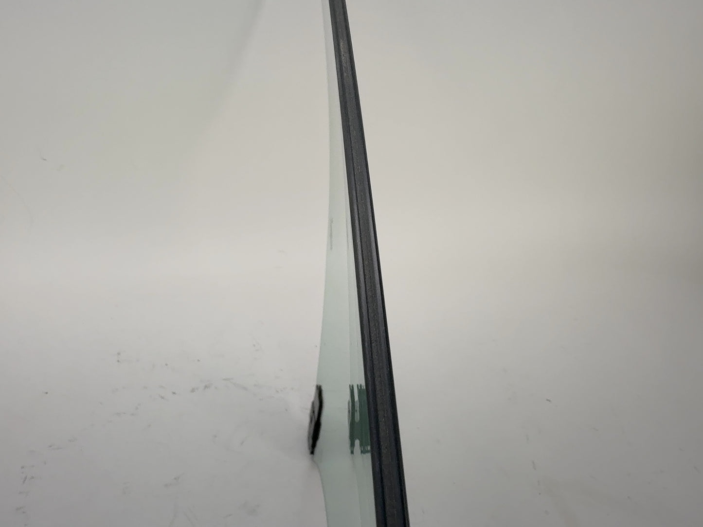 2021-2024 Tesla Model 3 Front Left Door Glass Laminated 1568570-00-C