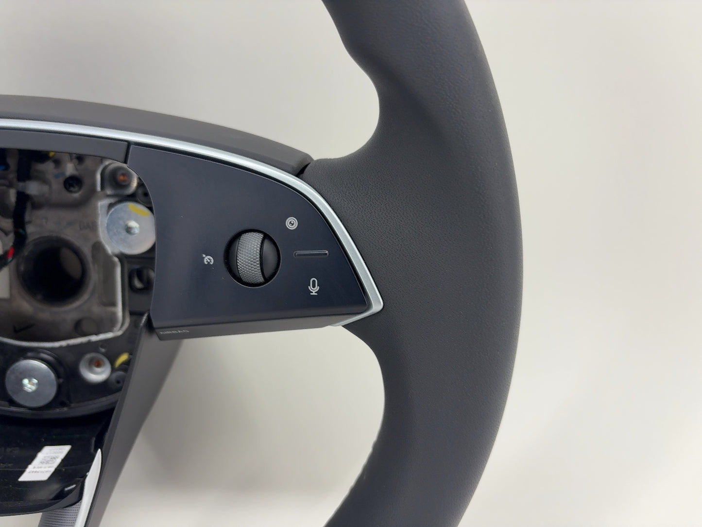 2026 Tesla Model Y Juniper Steering Wheel Pur Leather 2003660-00-F