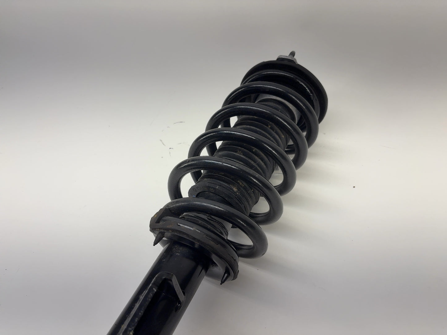 2026 Tesla Model Y Juniper Front Damper Dual Motor Right 2188368-01-C
