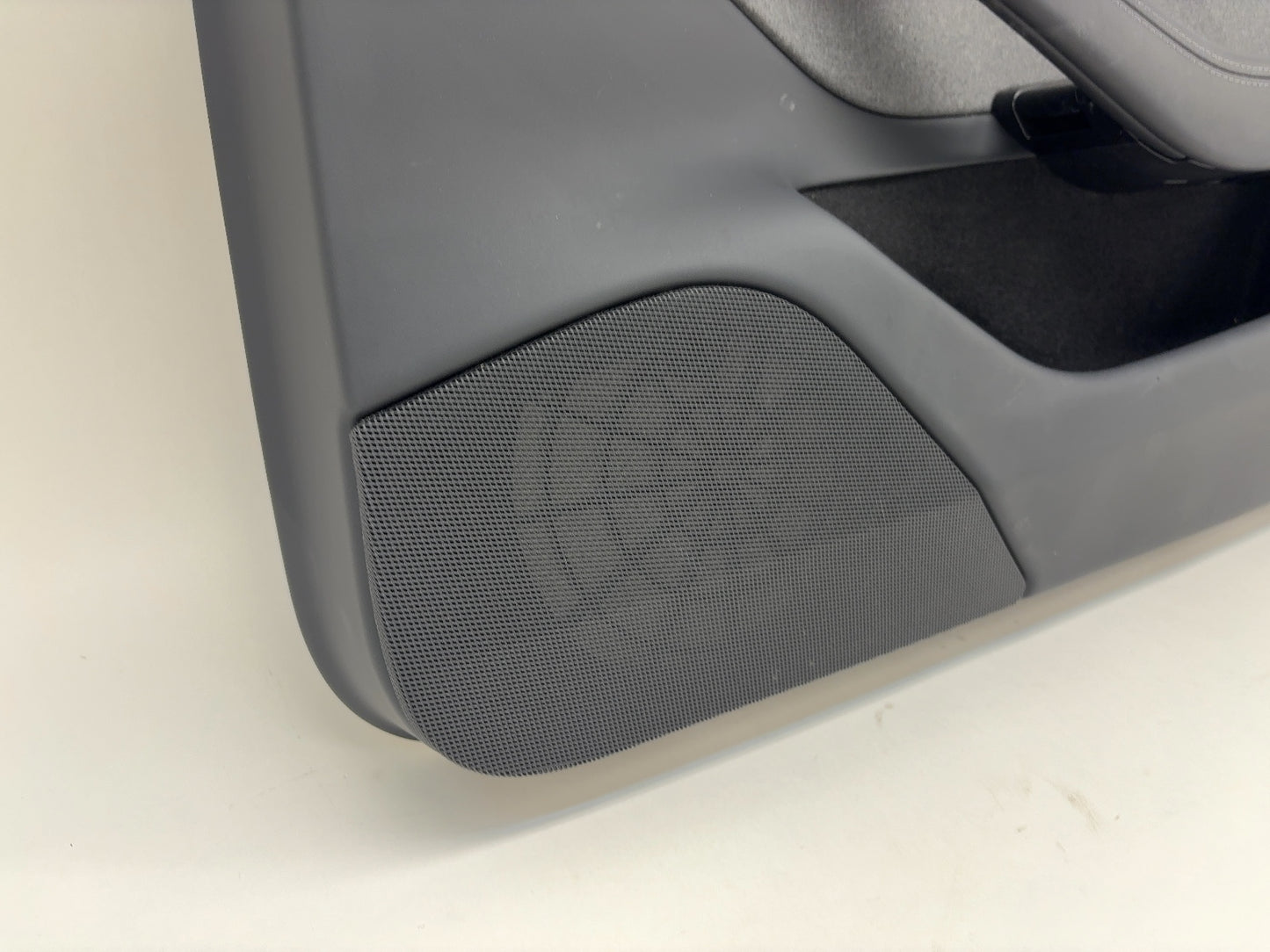 2025 Tesla Model 3 Highland Front Right Door Panel 1776740-20-E