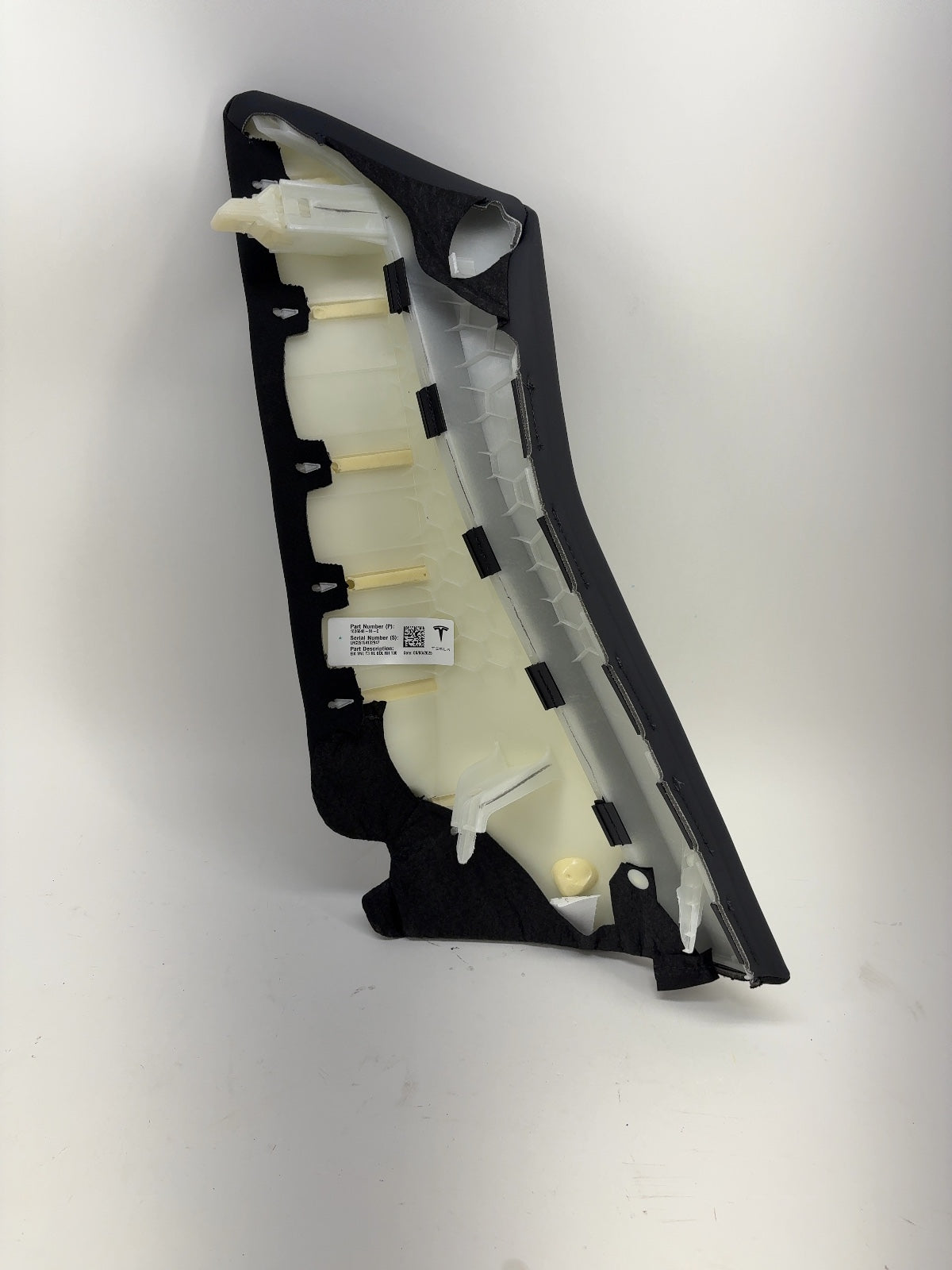 2025 Tesla Model 3 Highland Second Row Bolster Right Black 1836648-01-C