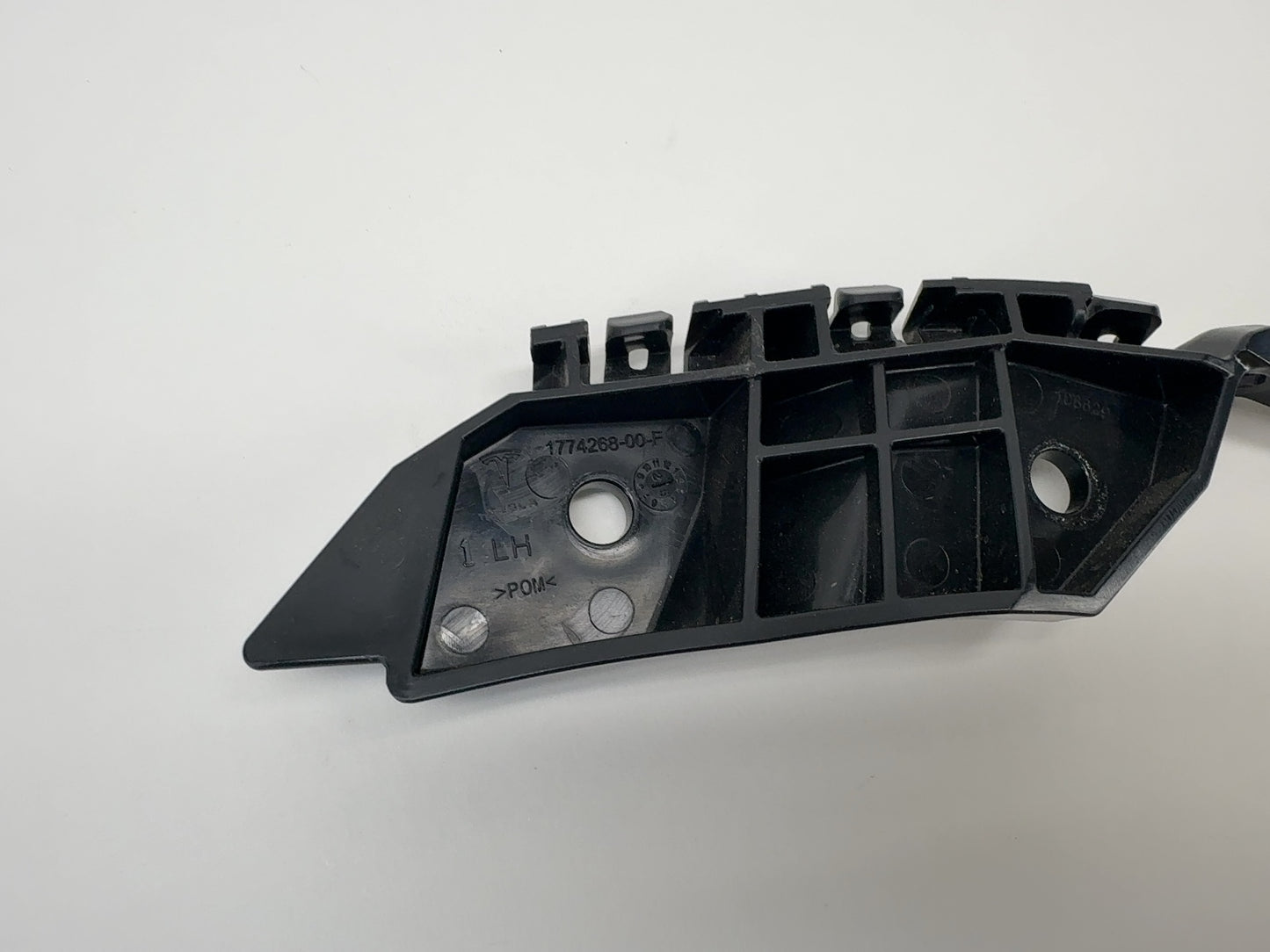 2025 Tesla Model 3 Highland Front Left Bumper Bracket Support 1774268-00-F