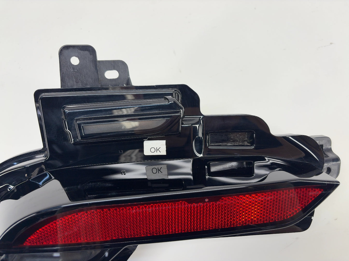 2026 Tesla Model Y Juniper Rear Lamp Left 1979444-10-D