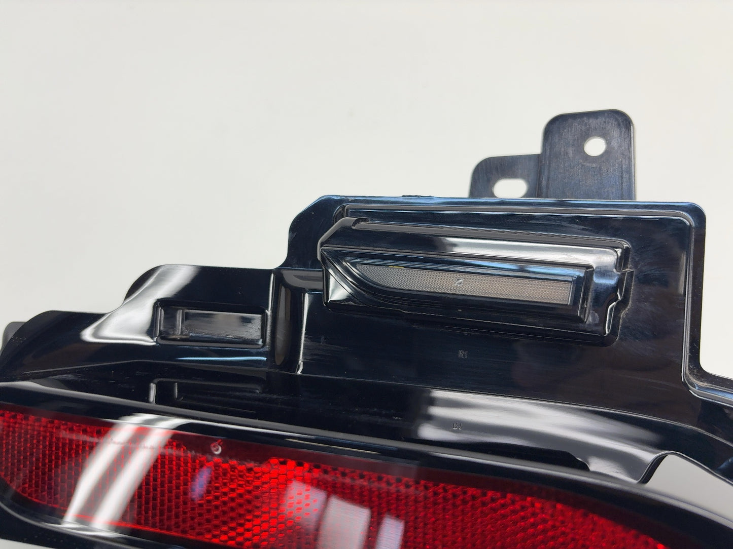 2026 Tesla Model Y Juniper Rear Lamp Right 1979445-10-D