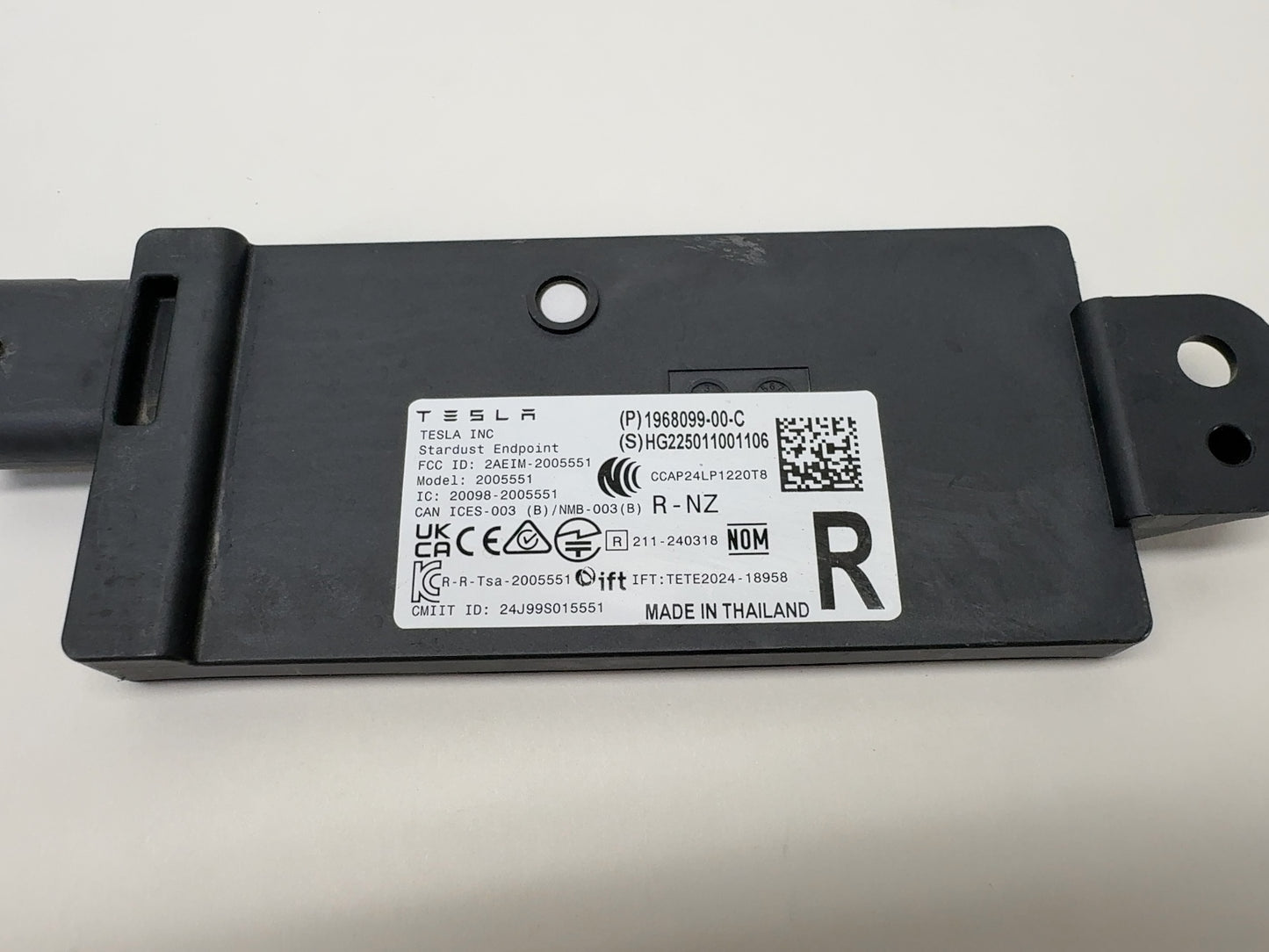 2026 Tesla Model Y Juniper Bluetooth Low Energy Endpoint Rear Right 1968099-00-C