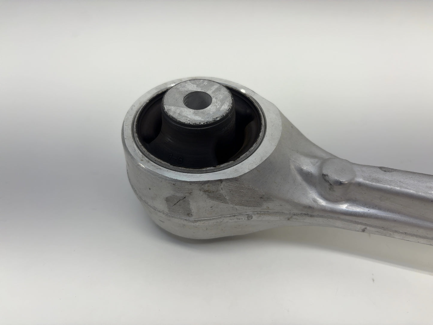 2020 Tesla Model X Front Fore Link Right 1041575-00-B