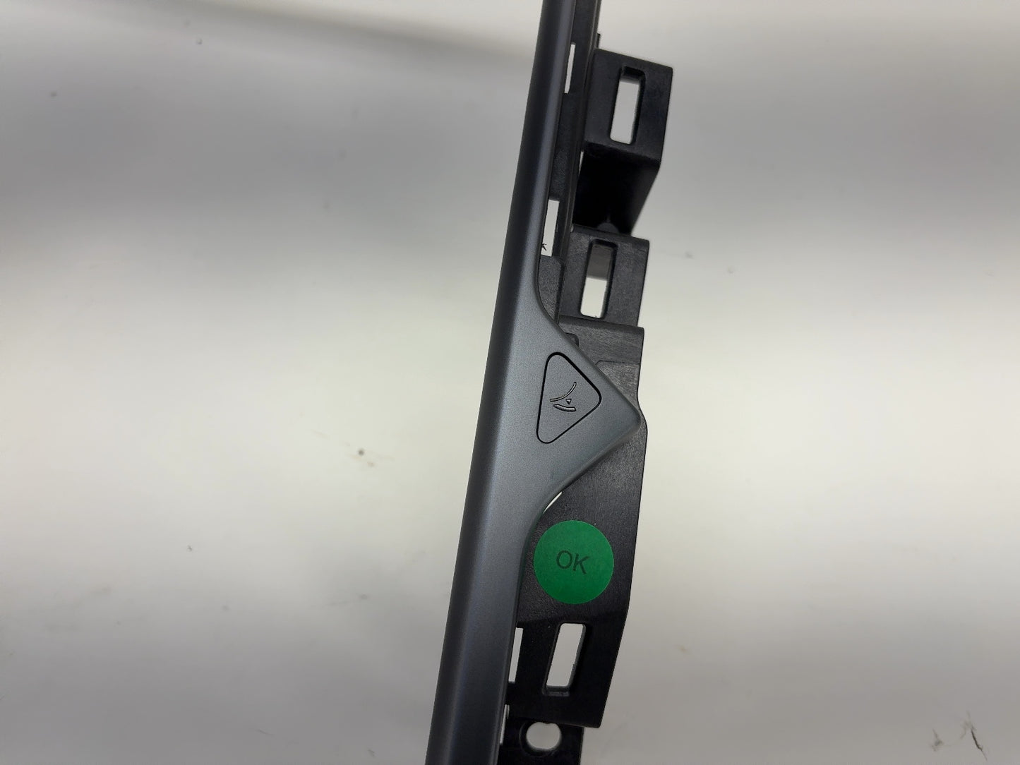 2020 Tesla Model X Mcu Bezel Graphite 1083944-01-B