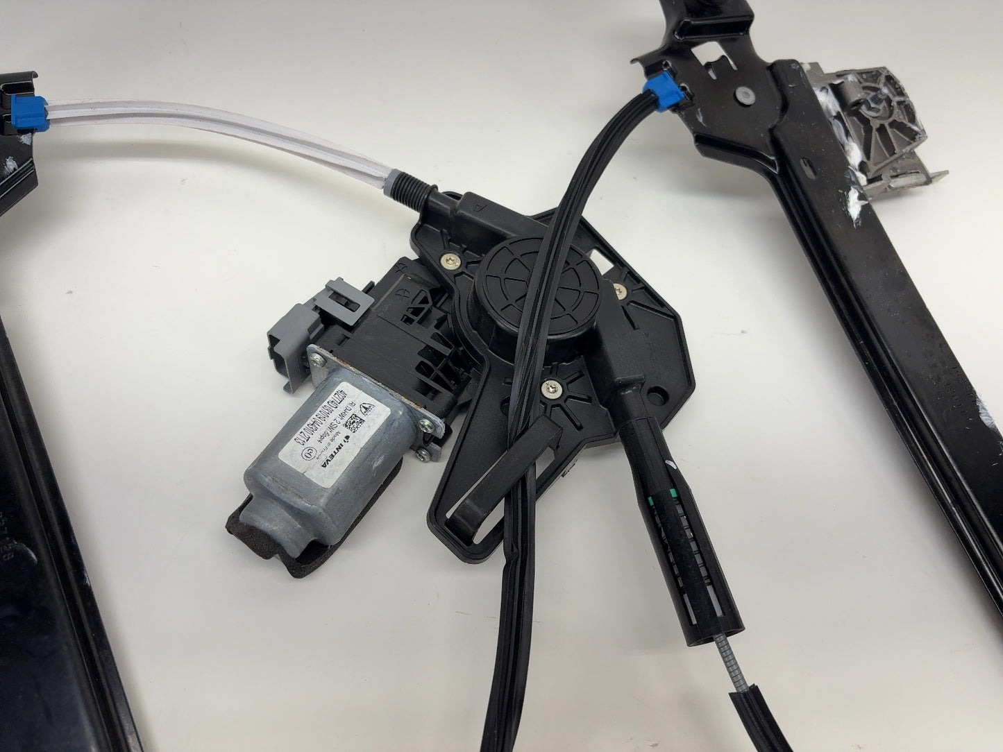 2020 Tesla Model X Rear Left Door Window Regulator 1028820-00-F