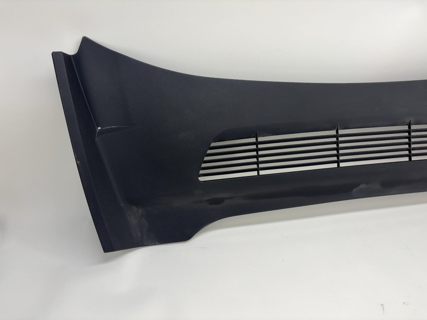 2023 Tesla Model Y Rear Apron 1619812-98-B