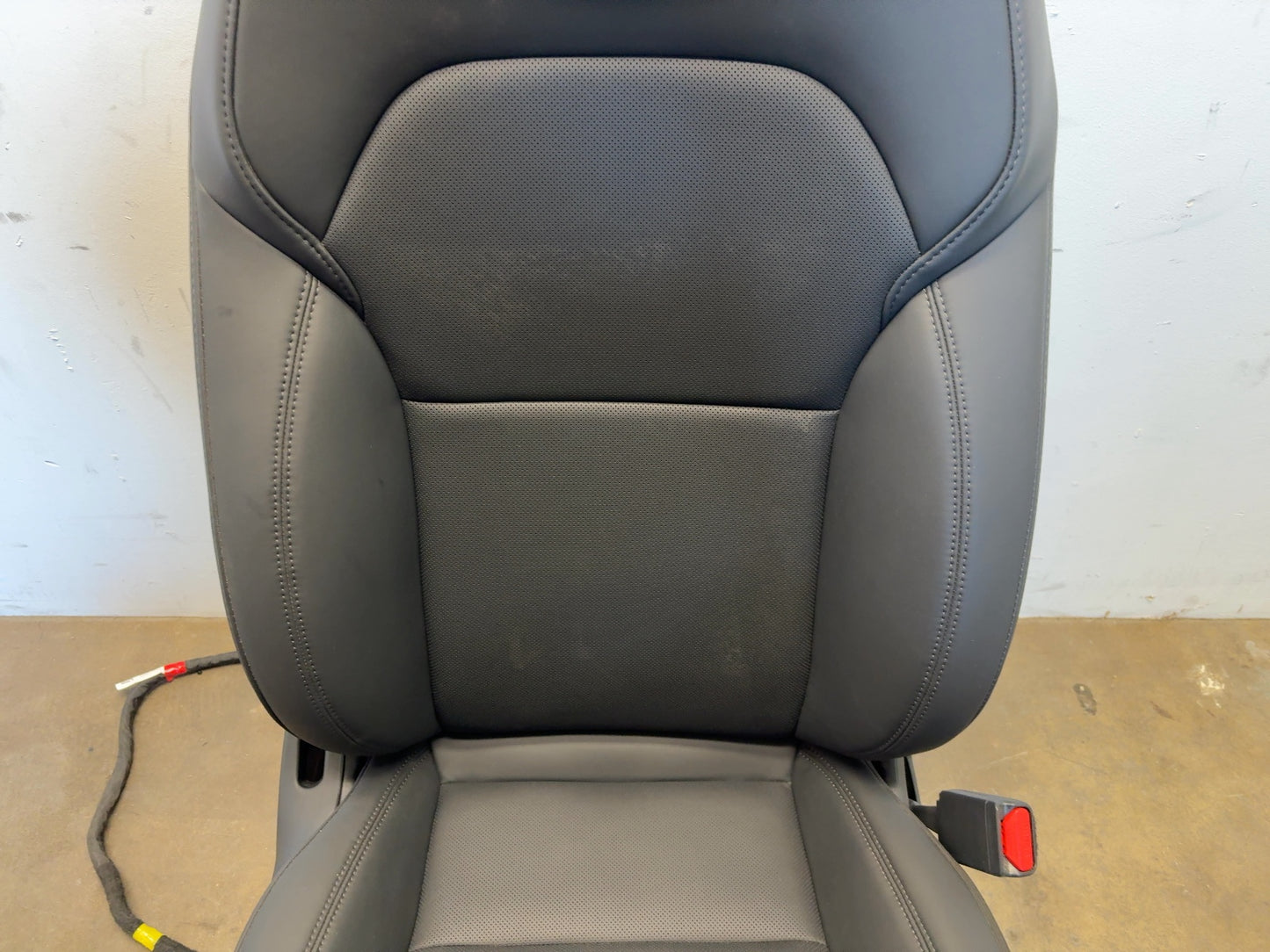 2025 Tesla Model 3 Highland Front First Row Seat Right Black 7754324-01-B