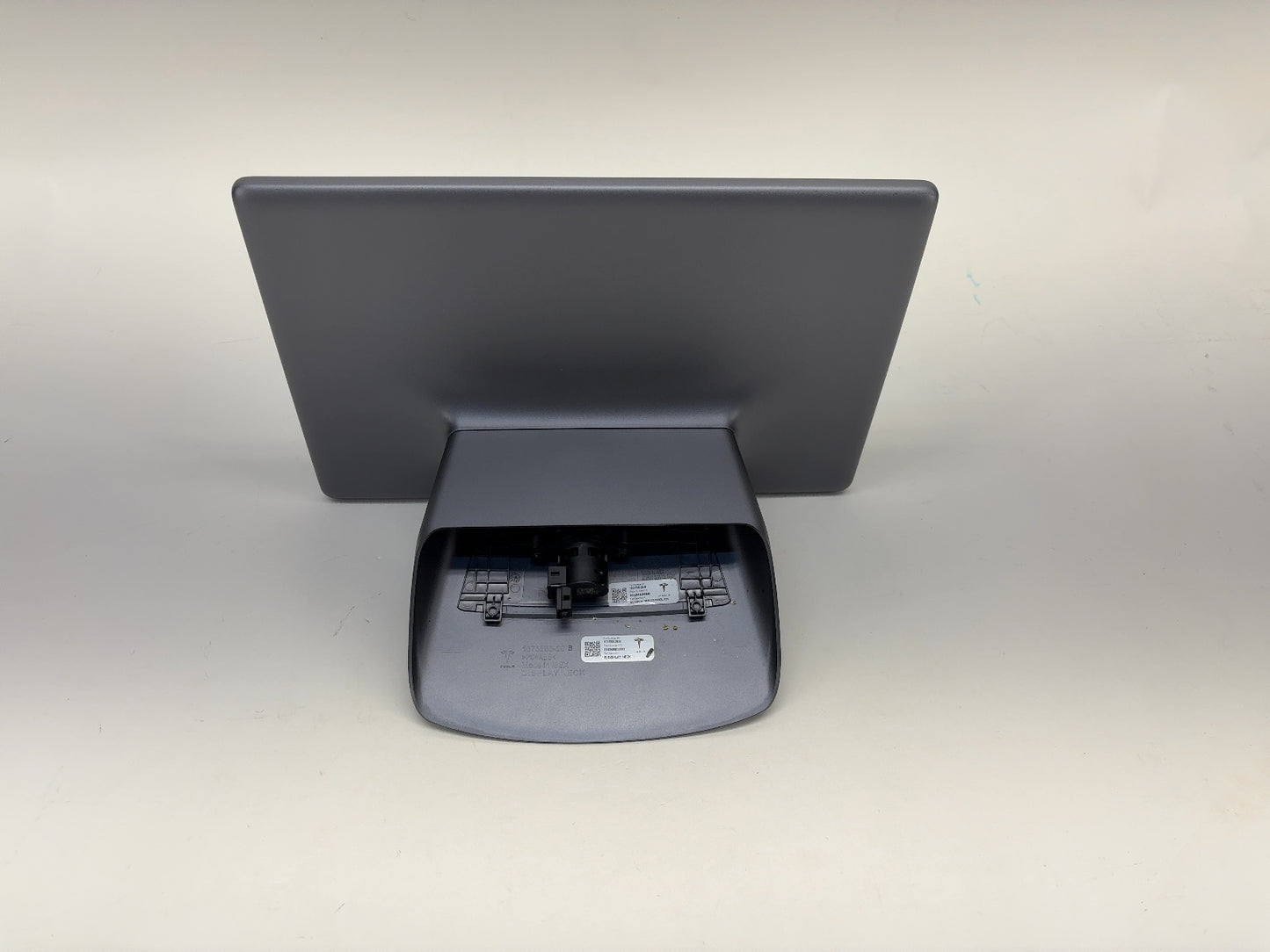 2024-2026 Tesla Model 3 Highland Center Display 1756566-00-D