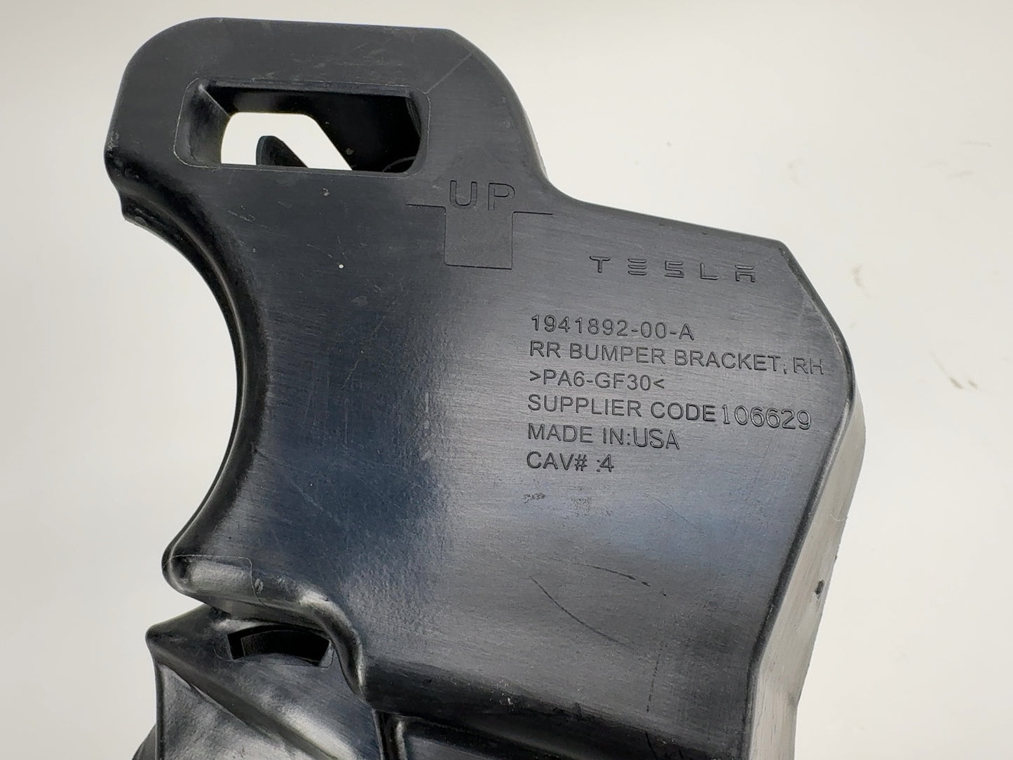 2024 Tesla Model 3 Highland Rear Bumper Bracket Right 1941892-00-A