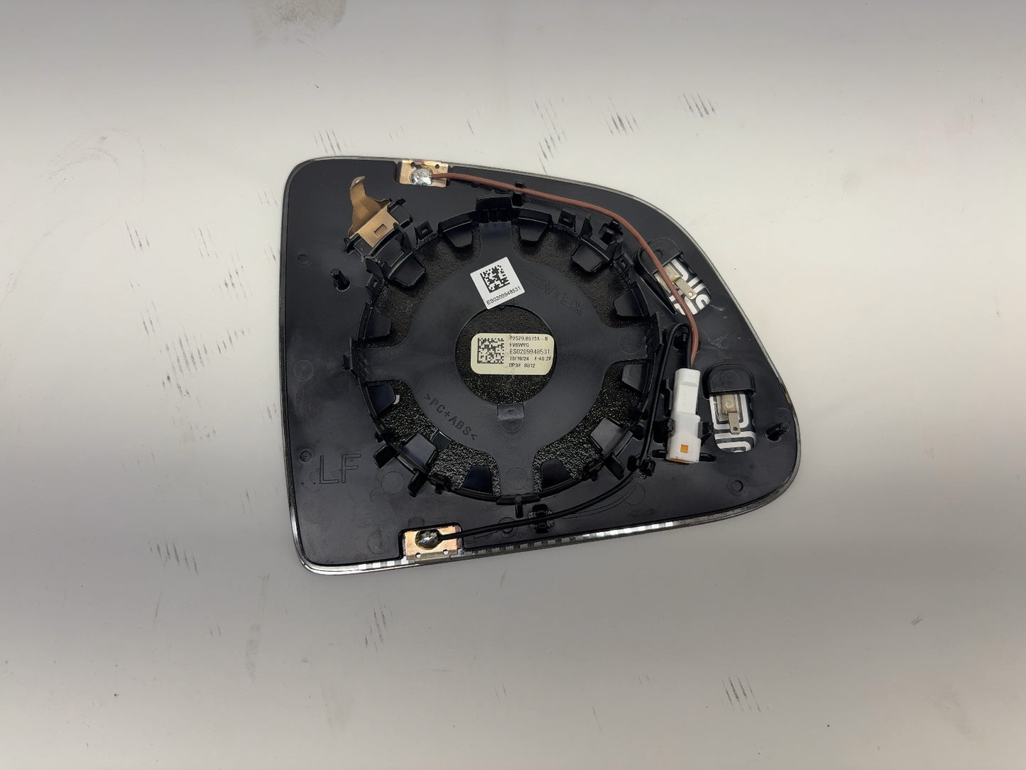 2025 Tesla Model Y Left Door Mirror Glass Note* 1495624-00-A