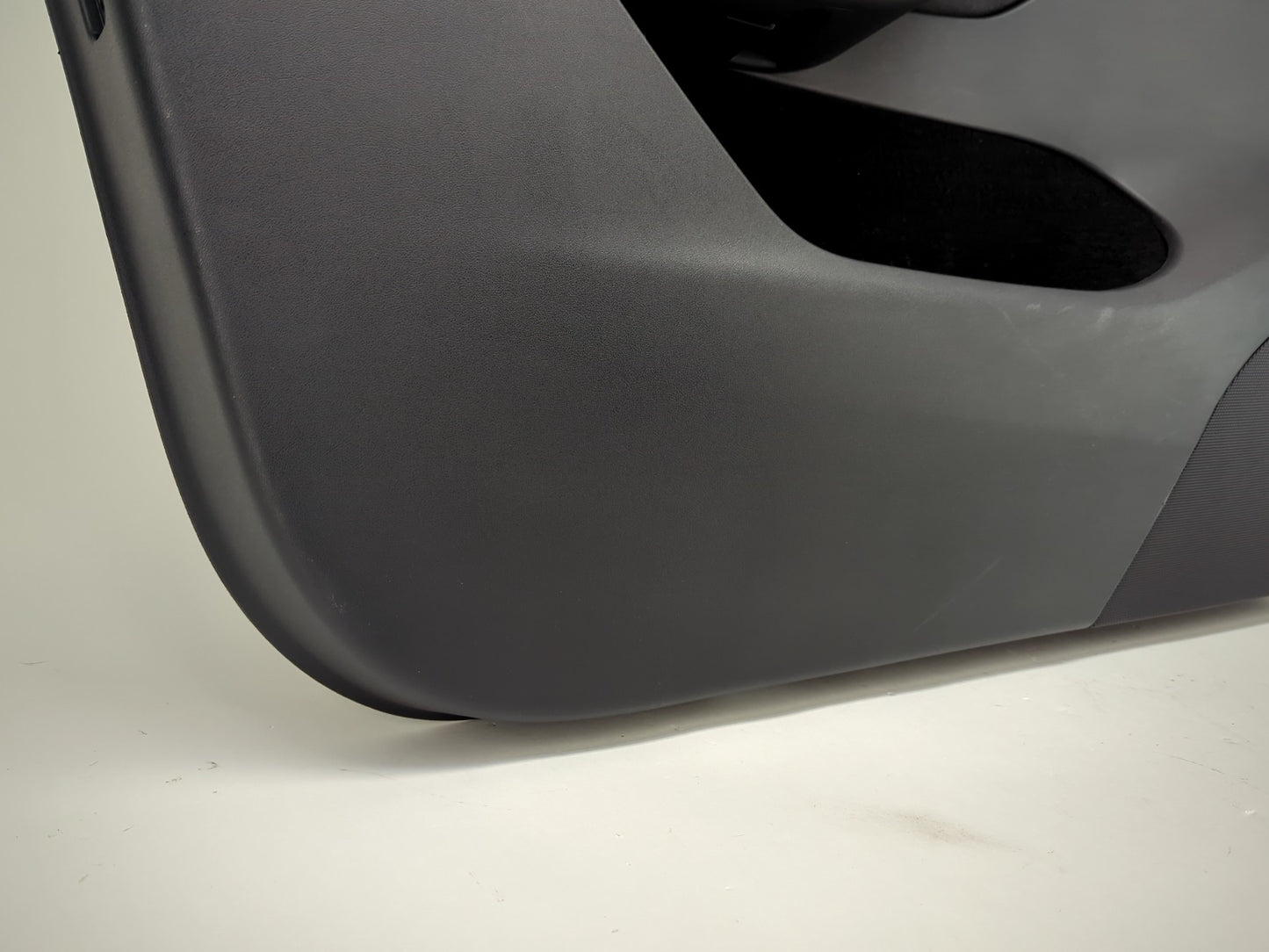 2024 Tesla Model Y Front Left Door Panel 1997294-00-C
