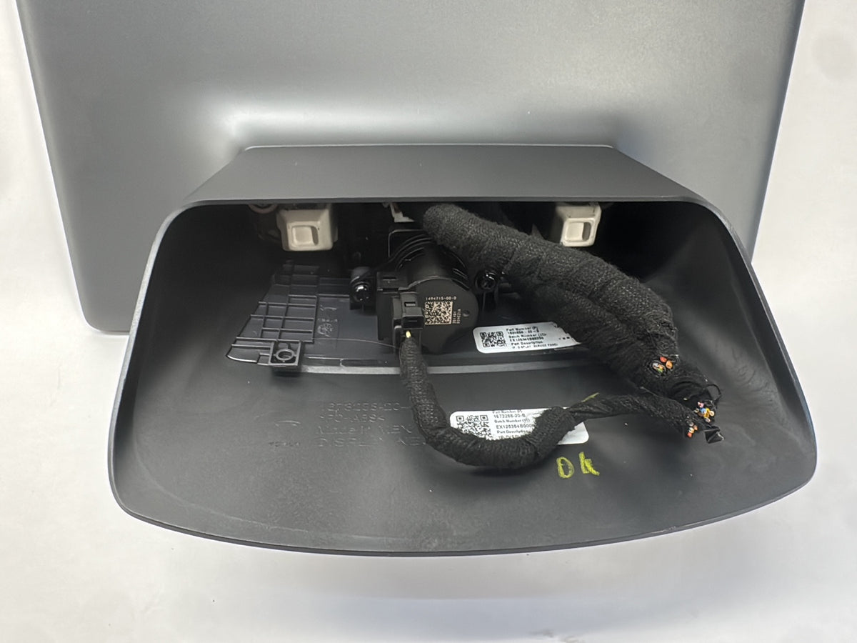 2024-2026 Tesla Model 3 Highland Center Display 1756566-00-D