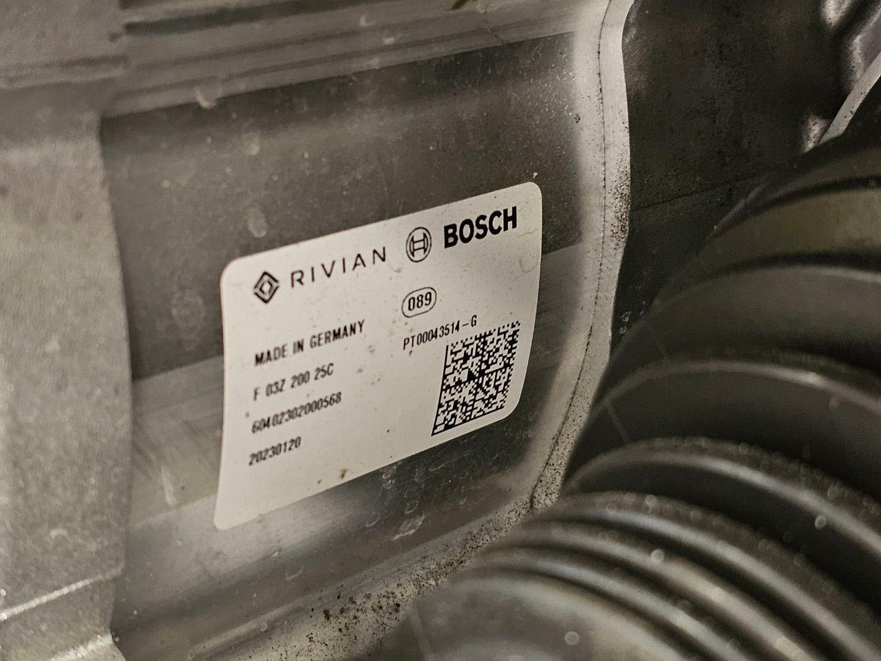 2023 Rivian R1T Adventure Quad Motor Front Drive Unit Inverter Assembly