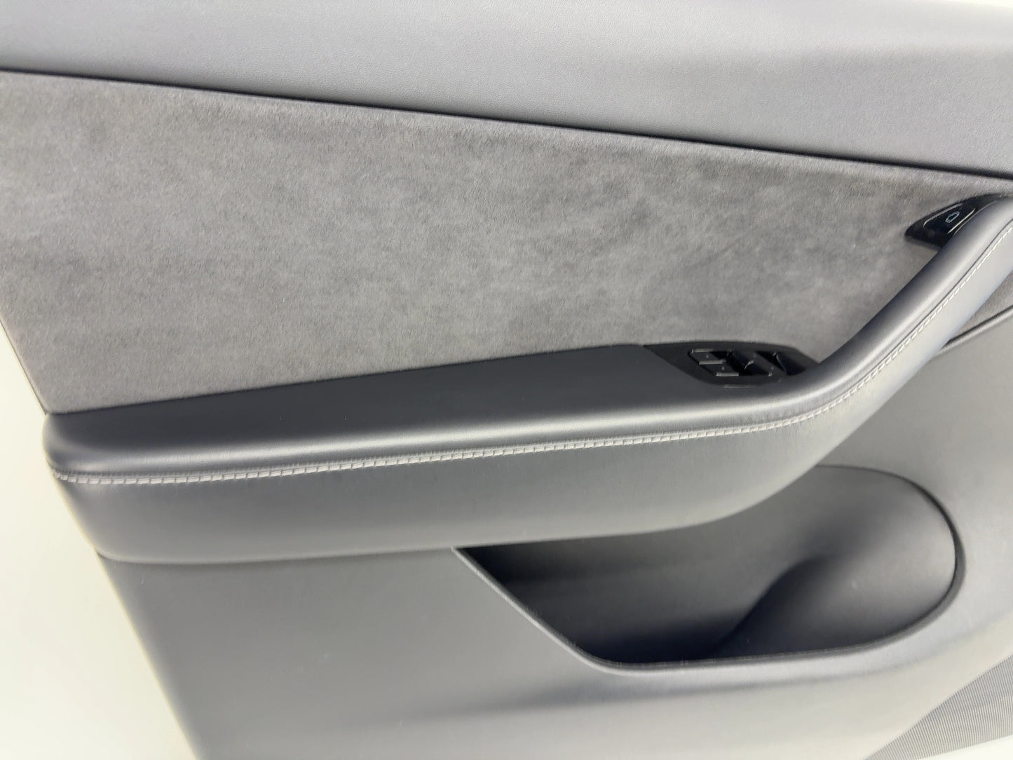 2021 Tesla Model Y Front Left Door Panel Black 1497294-91-B