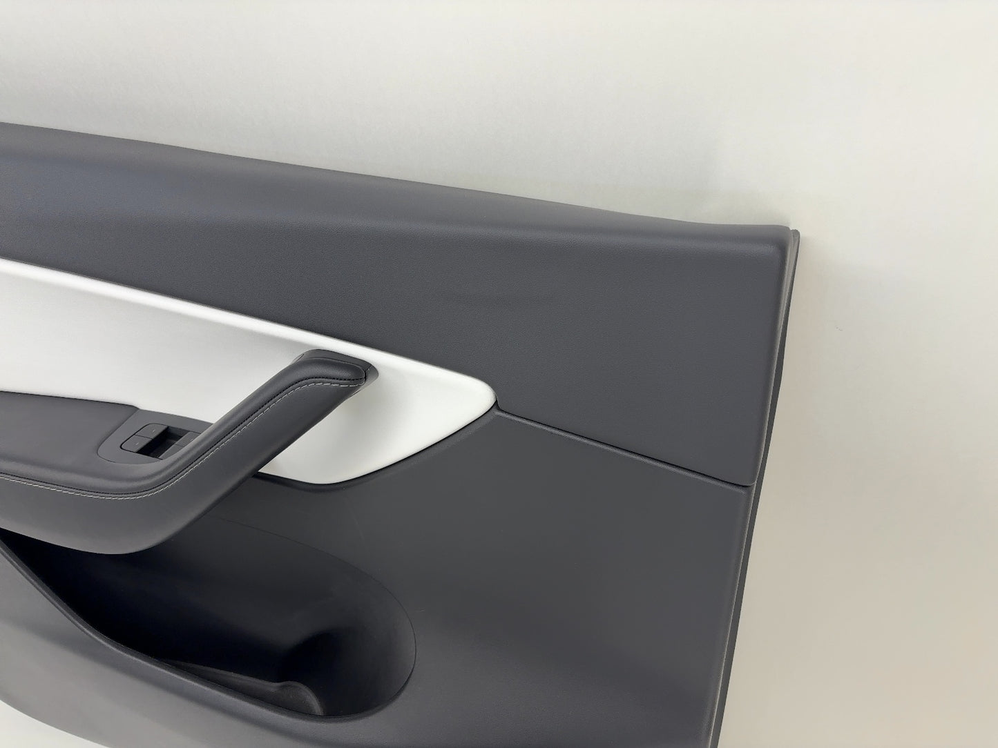 2021 Tesla Model Y Front Left Door Panel White 1497294-02-C