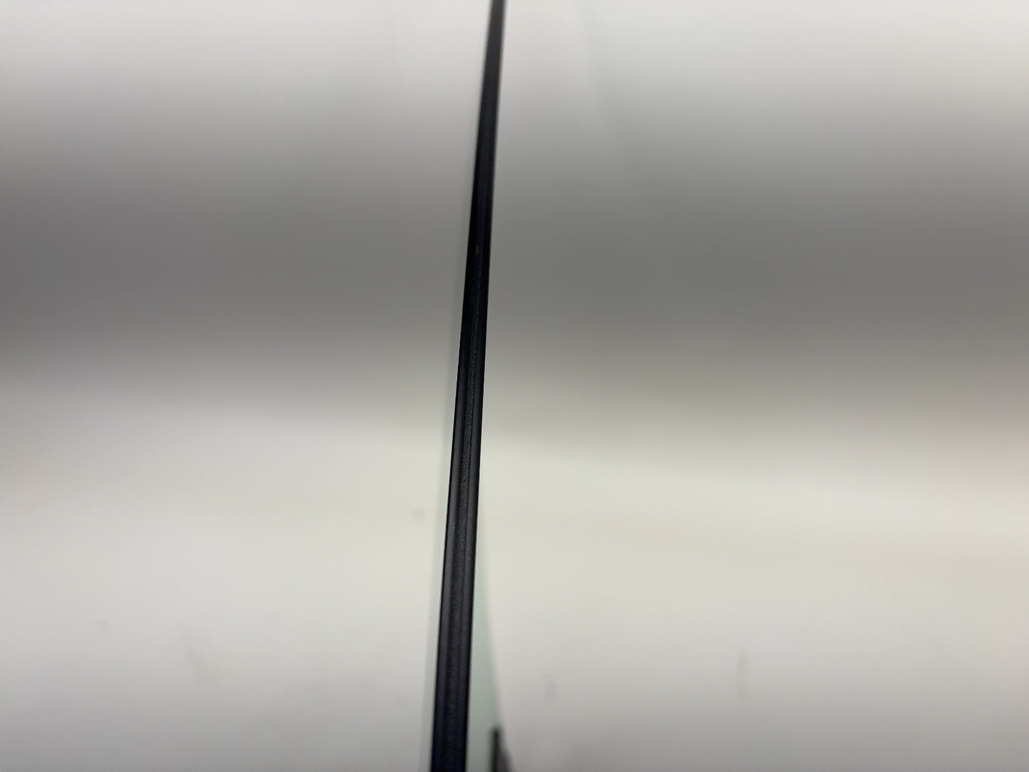 2021-2023 Tesla Model 3 Front Right Door Glass Laminated 1568569-00-C