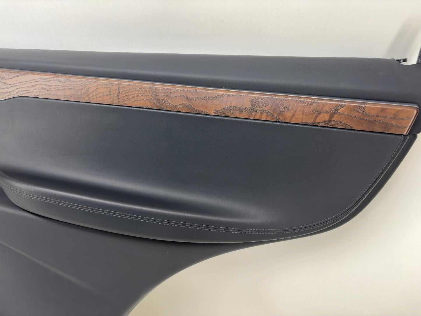 2018 Tesla Model X Rear Right Door Panel Black 1058004-21-K