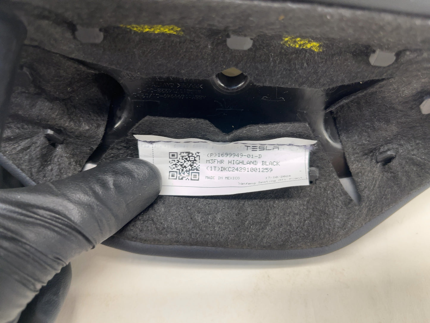 2024 Tesla Model 3 Highland Front Headrest 1699949-01-D