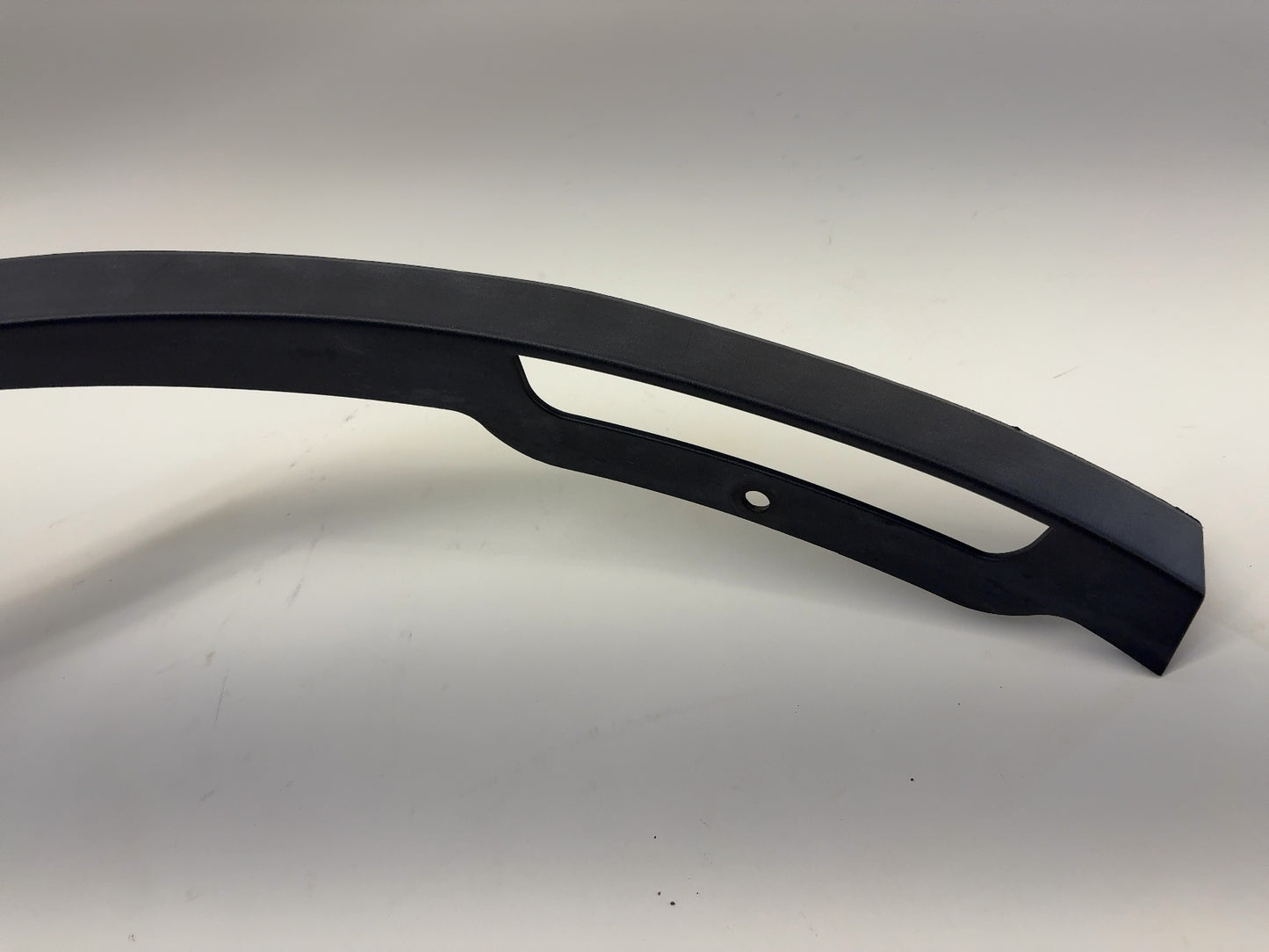 2021 Tesla Model Y Front Right Wheel Arch Molding 1494186-00-B