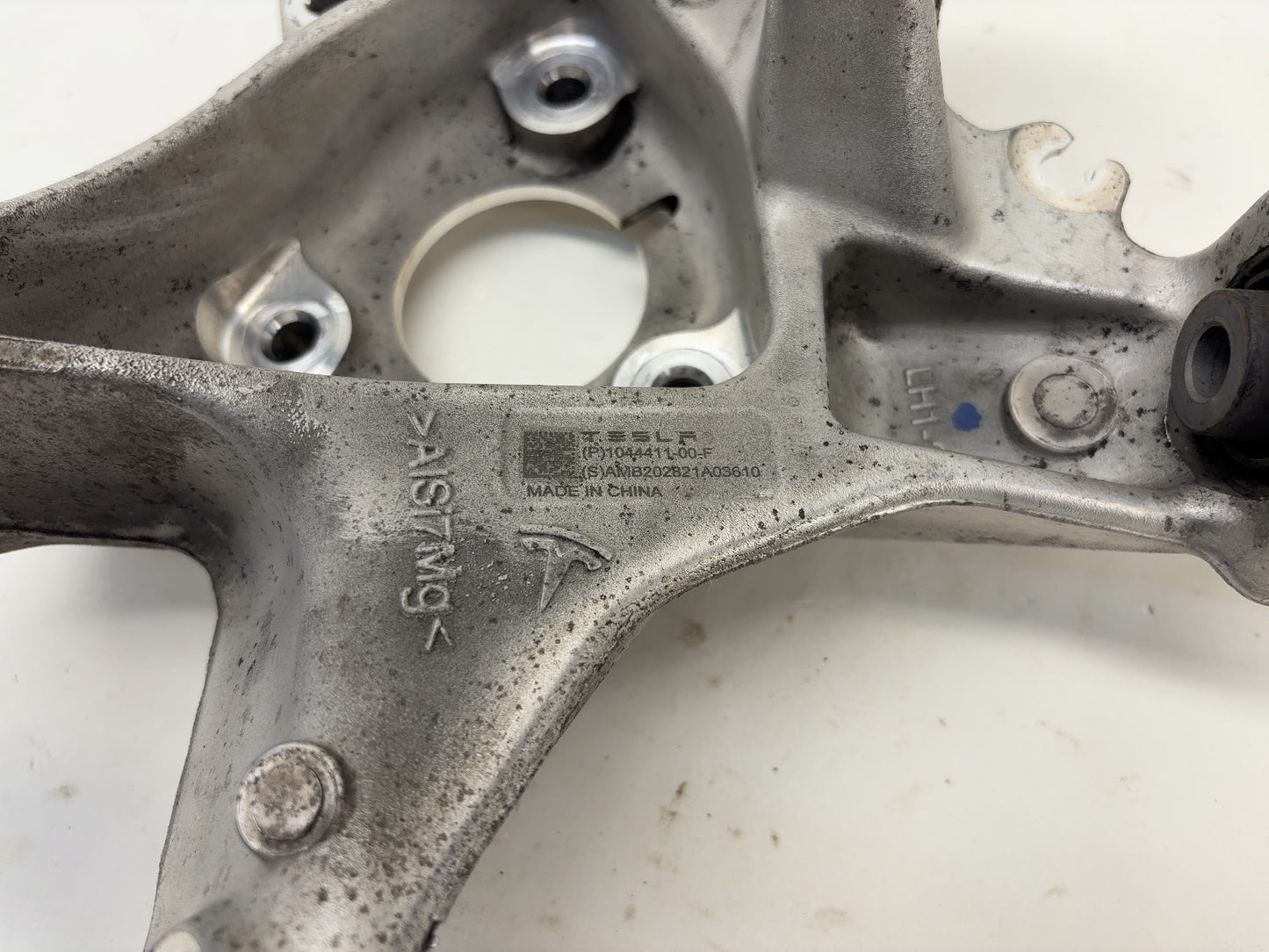 2021 Tesla Model 3 Rear Knuckle Left 1044411-00-F