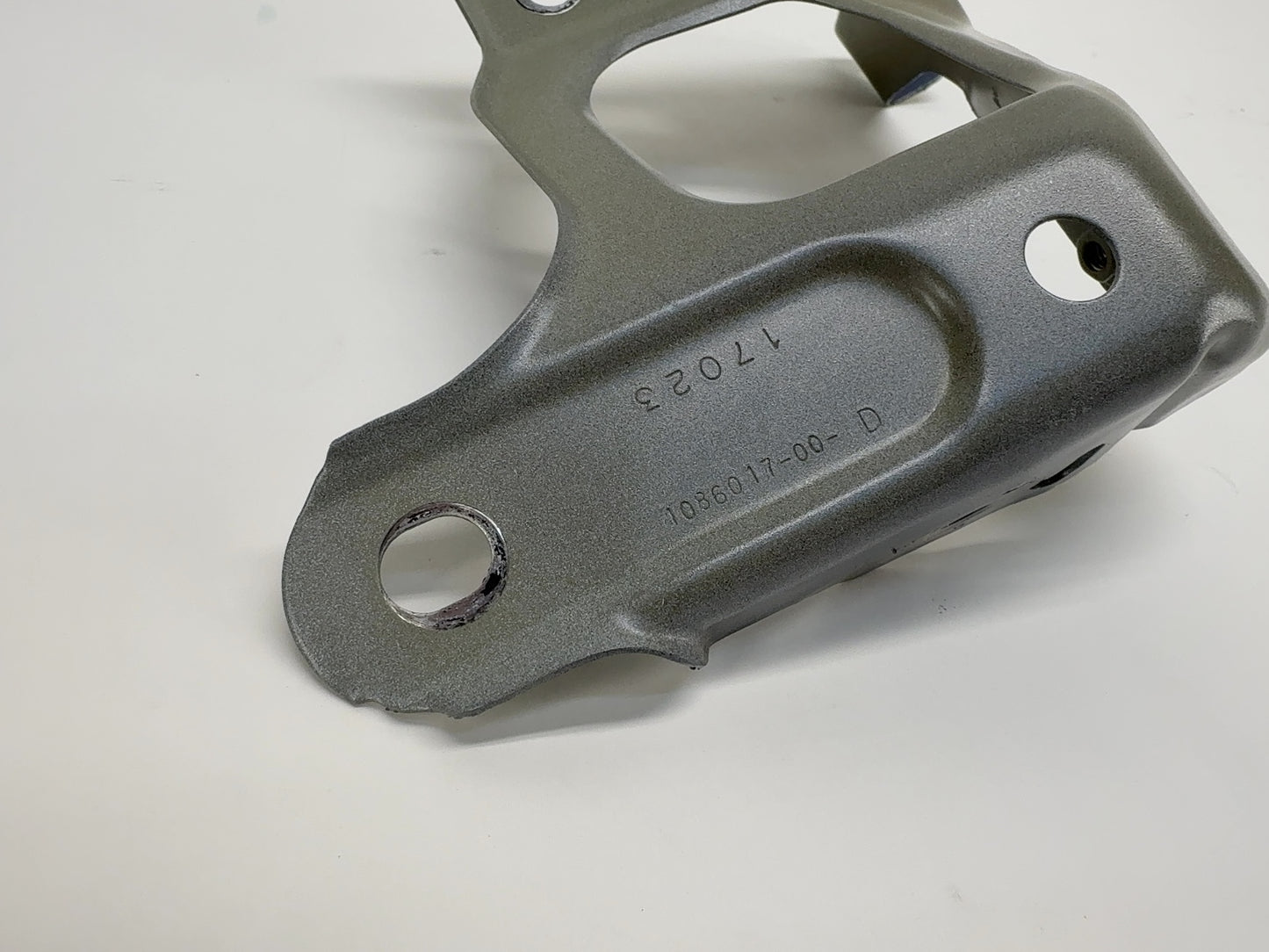 2023 Tesla Model 3 Front Left Fender Support Bracket 1086017-00-D