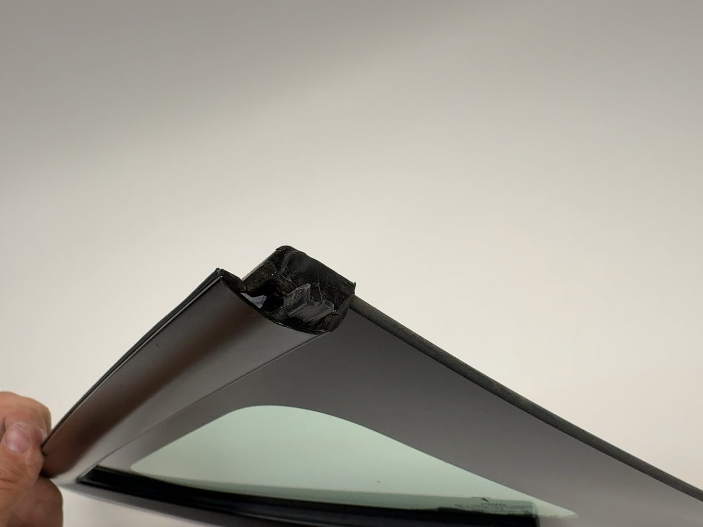2021-2023 Tesla Model 3 Right Quarter Glass 1514979-01-C