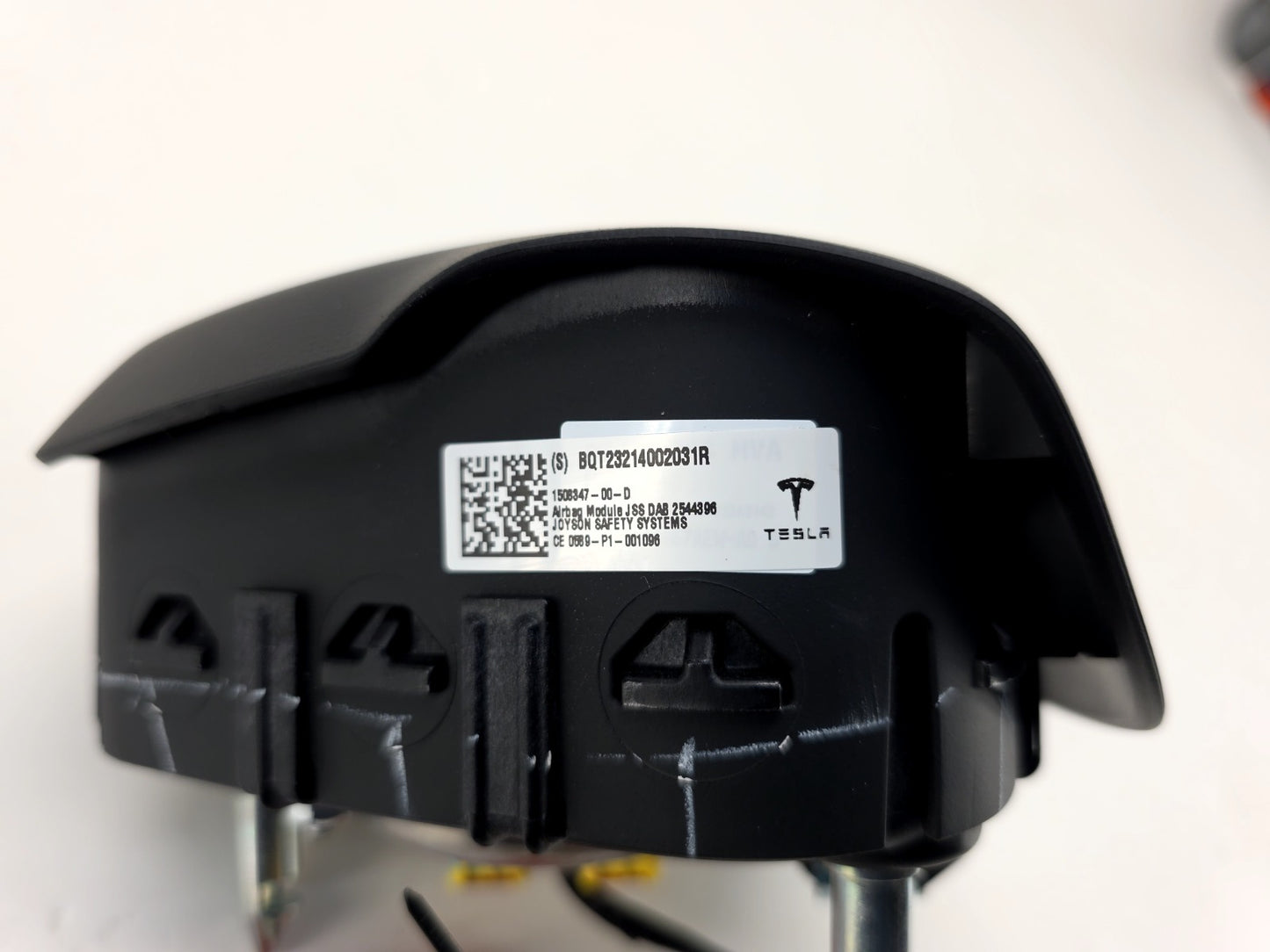 2022-2024 Tesla Model 3 Steering Wheel Airbag 1508347-00-D