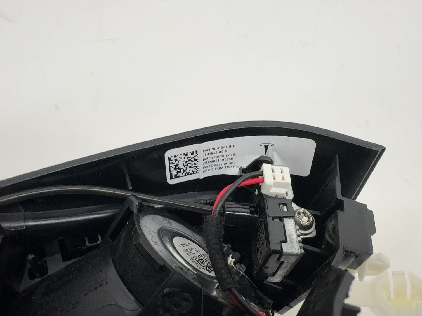 2026 Tesla Model Y Juniper Front Right Door Tweeter 3641645-00-H