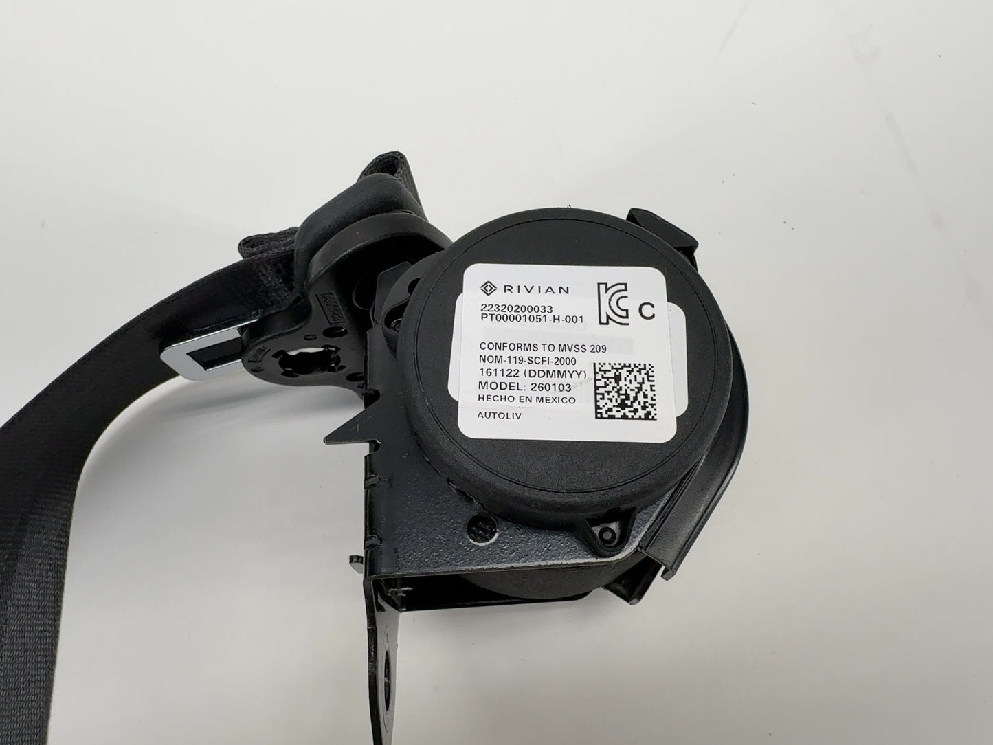 2023 Rivian R1T Rear Center Seat Belt Retractor PT00001051-H