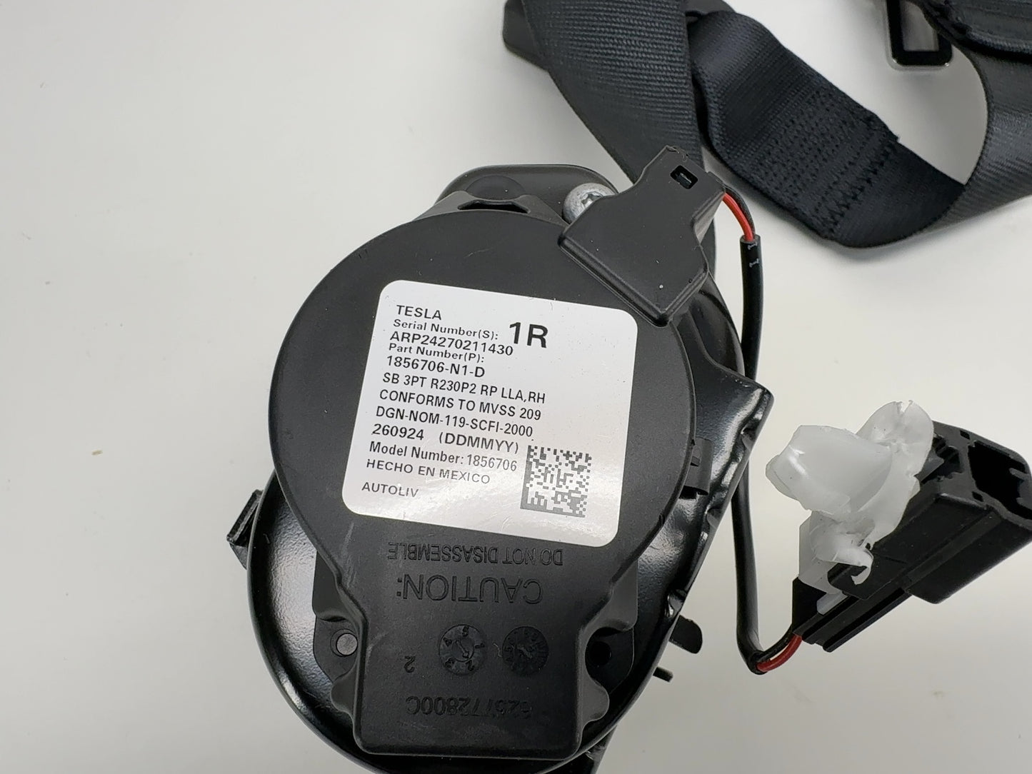 2024 Tesla Model 3 Highland First Row Seat Belt Retractor Right Black 1856706-N1-D