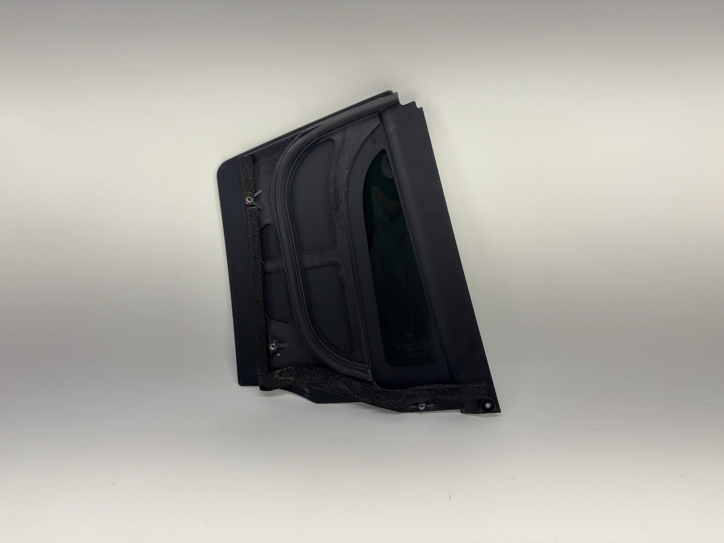 2016 Tesla Model X Rear Left Door Glass Fixed 1055275-00-G