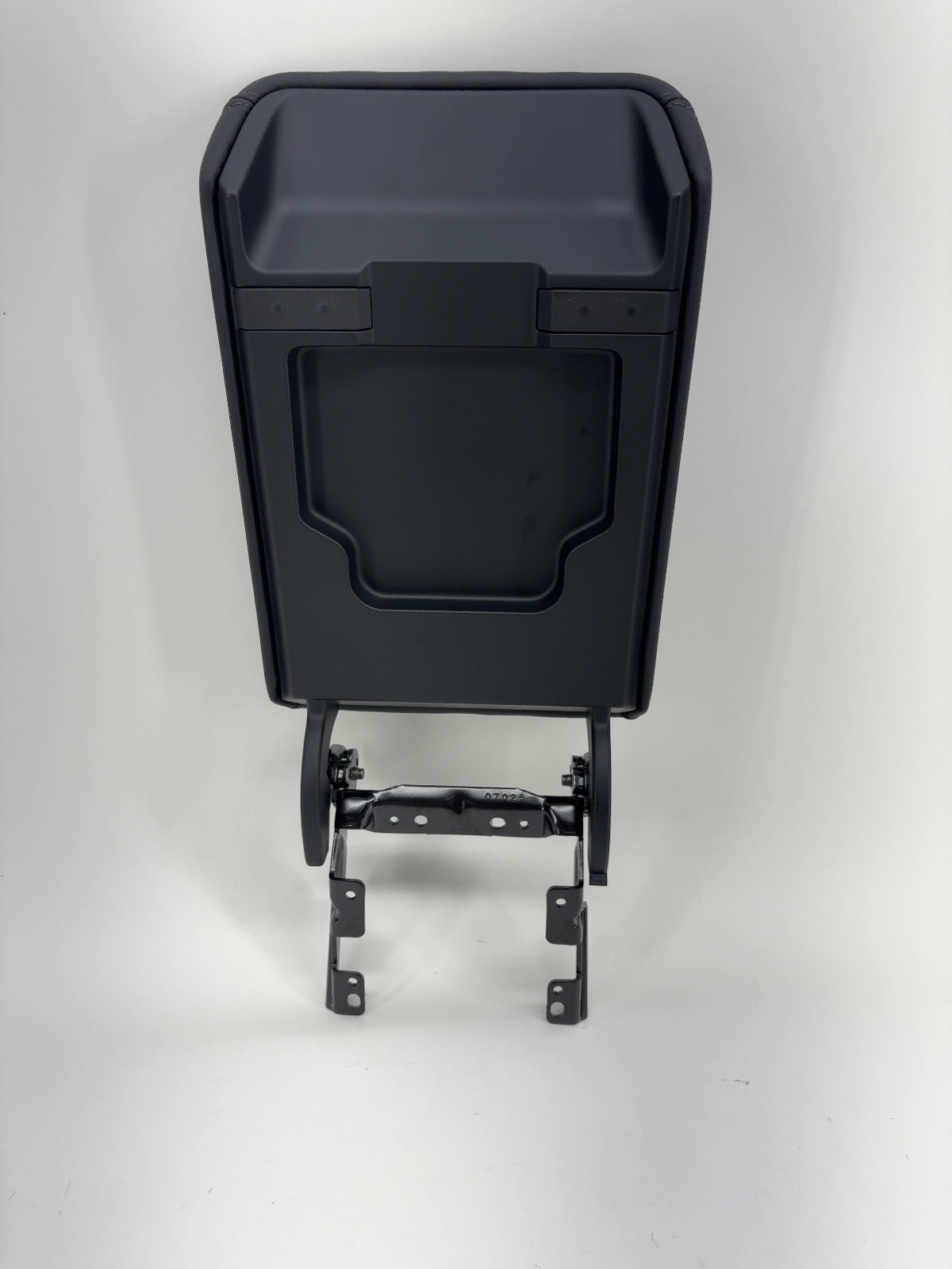2025 Tesla Model 3 Highland Center Console Armrest 1714422-24-G