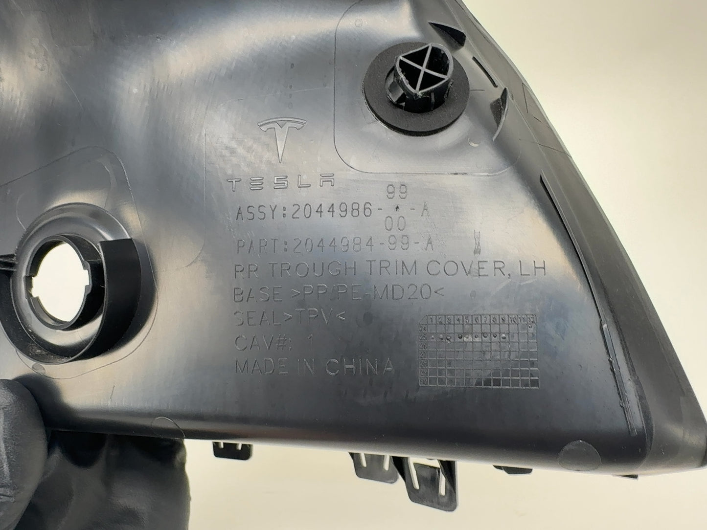 2026 Tesla Model Y Juniper Left Trough Trim Cover 2044986-00-A