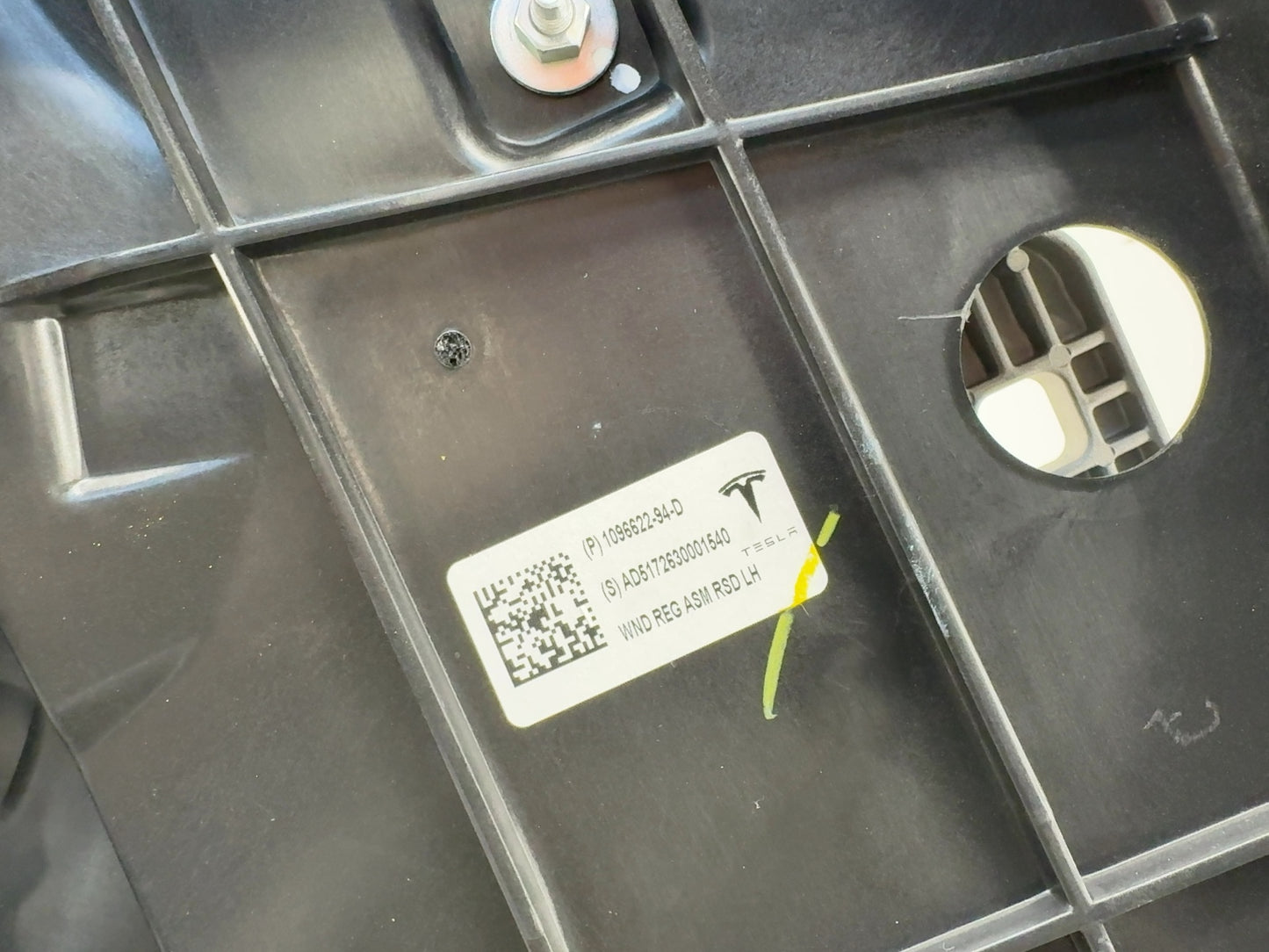 2017 Tesla Model 3 Rear Left Window Regulator 1096622-94-D