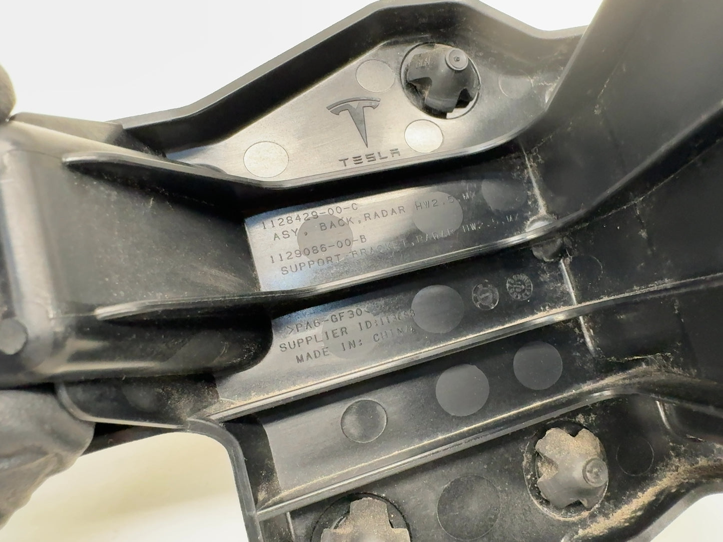 2018 Tesla Model X Radar Support Bracket 1129086-00-B