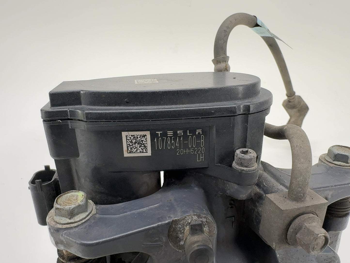 2021 Tesla Model S Rear Brake Caliper Left 1078541-00-B