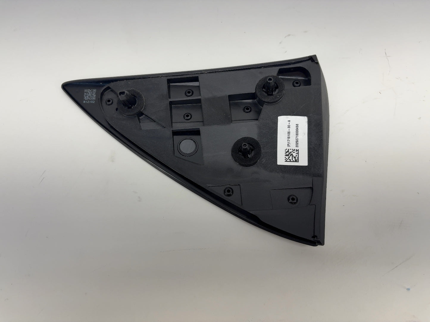 2025-2026 Tesla Model 3 Highland Right Quarter Reflector 1715105-30-A